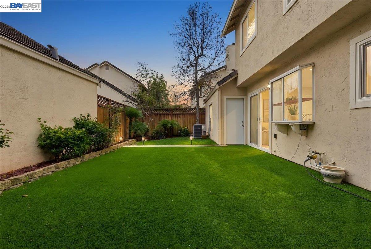 Detail Gallery Image 41 of 44 For 5410 Buckner Ter, Fremont,  CA 94555 - 3 Beds | 2/1 Baths