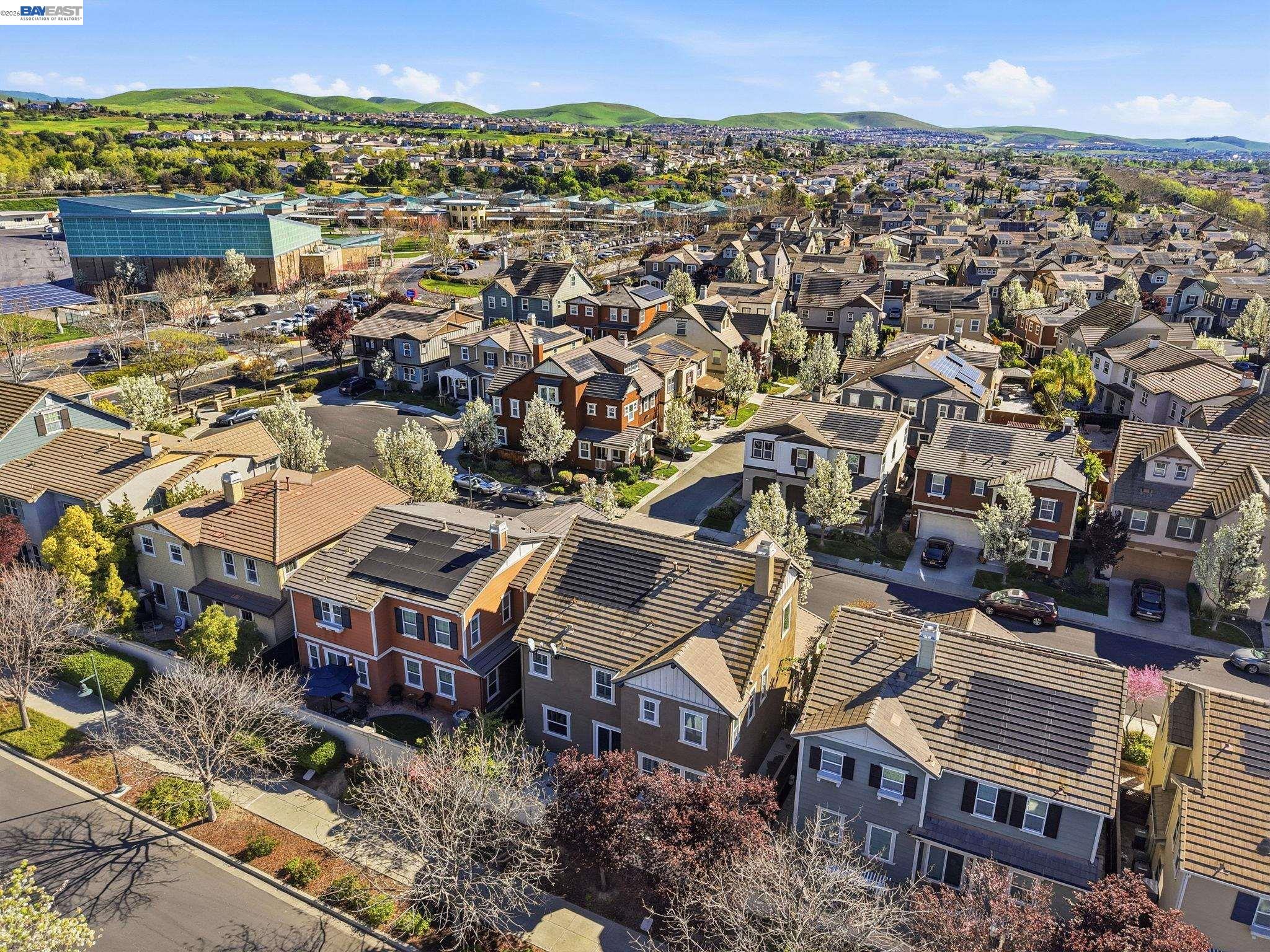 Detail Gallery Image 40 of 45 For 4958 Trescott Ct, Dublin,  CA 94568 - 5 Beds | 3/1 Baths
