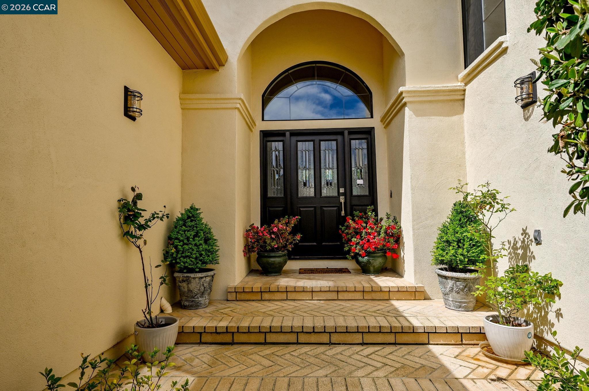 Detail Gallery Image 2 of 36 For 715 Blue Spruce Dr, Danville,  CA 94506 - 4 Beds | 3 Baths