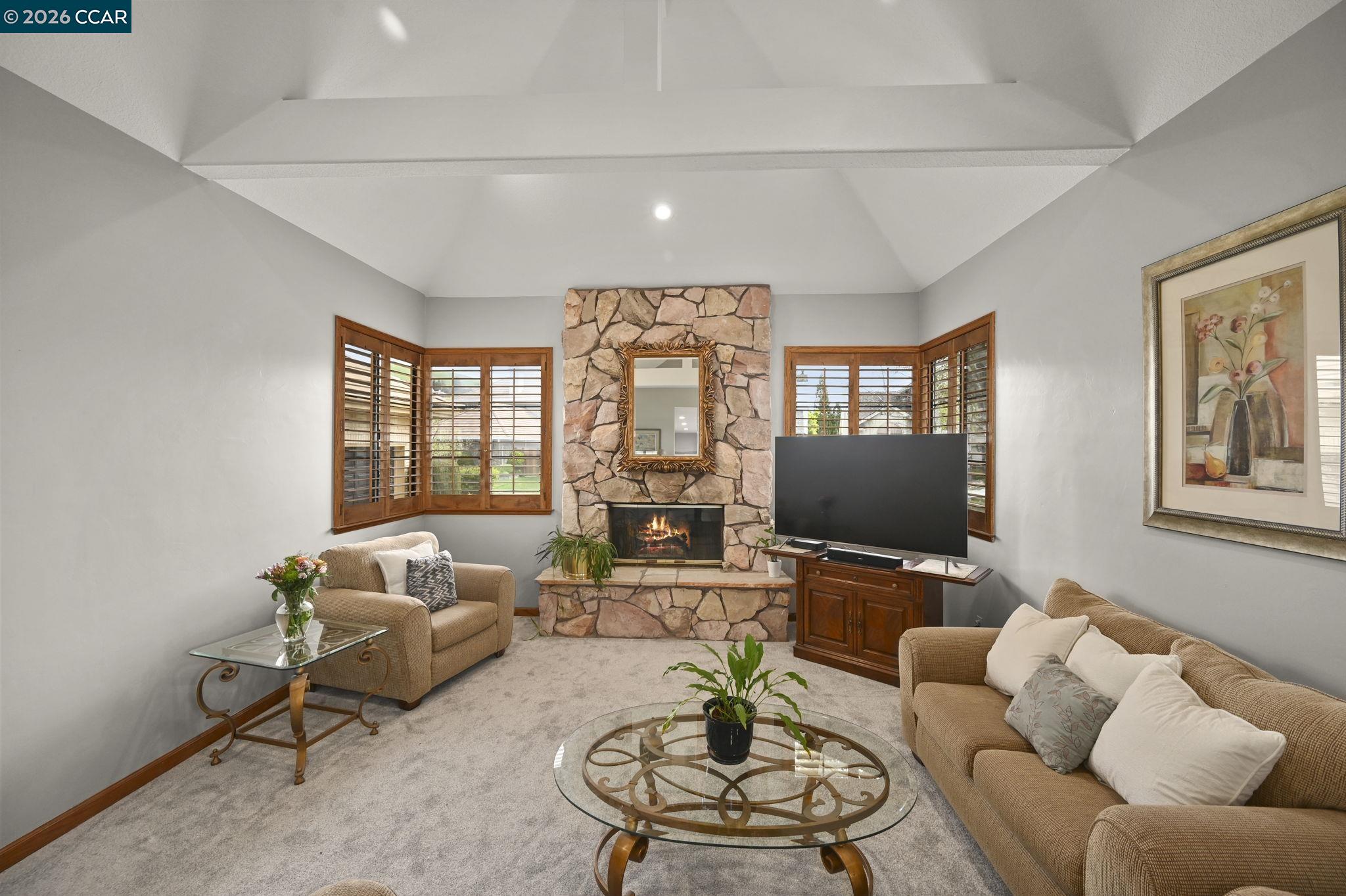 Detail Gallery Image 11 of 36 For 715 Blue Spruce Dr, Danville,  CA 94506 - 4 Beds | 3 Baths