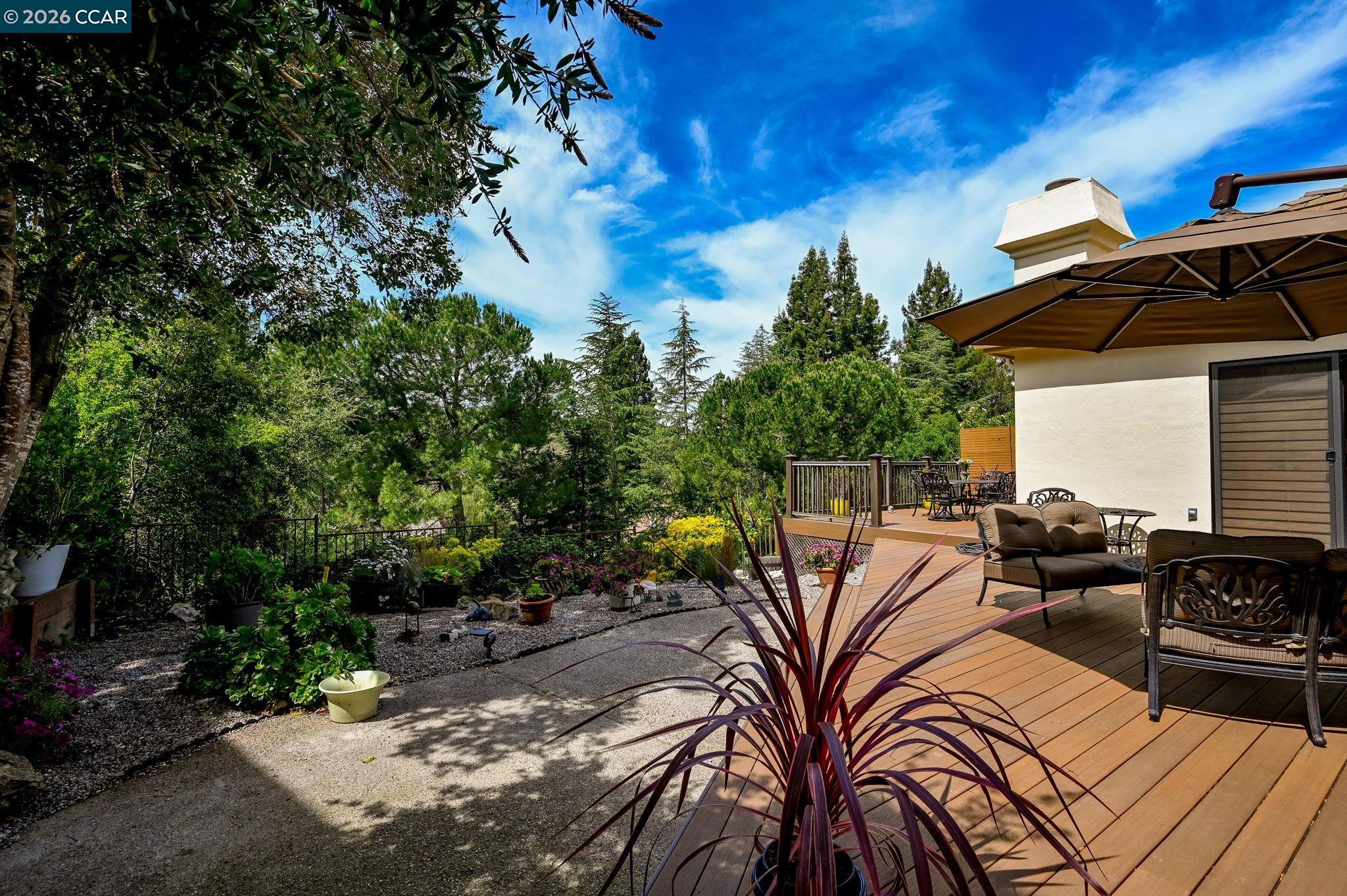 Detail Gallery Image 30 of 36 For 715 Blue Spruce Dr, Danville,  CA 94506 - 4 Beds | 3 Baths