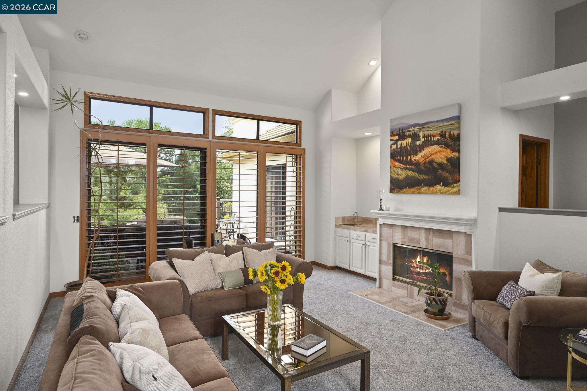 Detail Gallery Image 4 of 36 For 715 Blue Spruce Dr, Danville,  CA 94506 - 4 Beds | 3 Baths