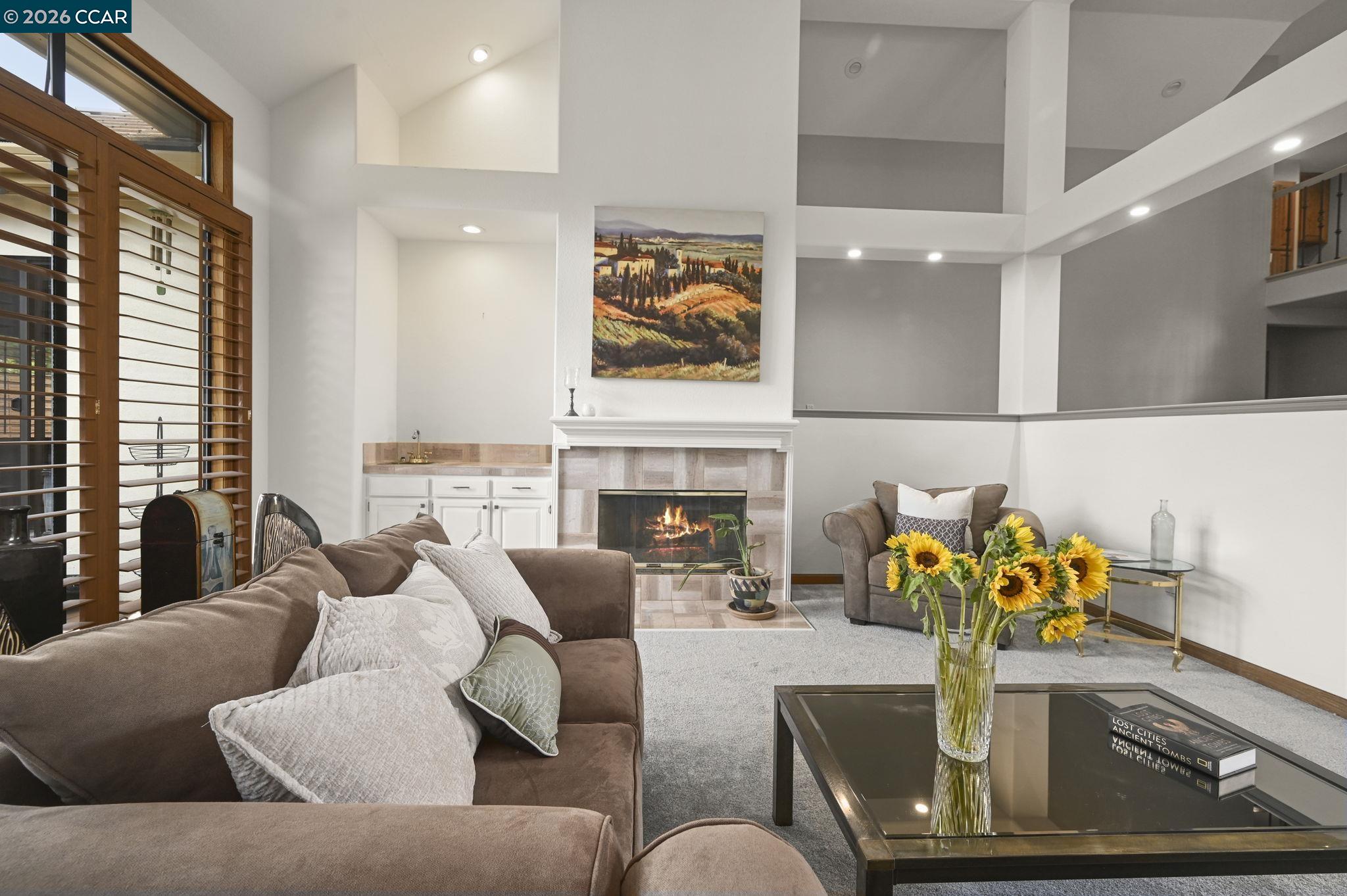 Detail Gallery Image 6 of 36 For 715 Blue Spruce Dr, Danville,  CA 94506 - 4 Beds | 3 Baths