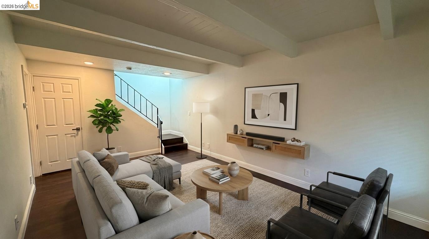 Photo #3: 41125045 Listing: Photo #3