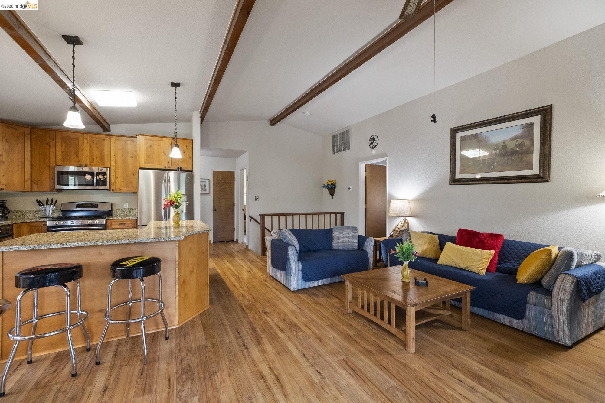 Detail Gallery Image 9 of 43 For 12955 Jackson Mill Drive, Groveland,  CA 95321 - 3 Beds | 3 Baths