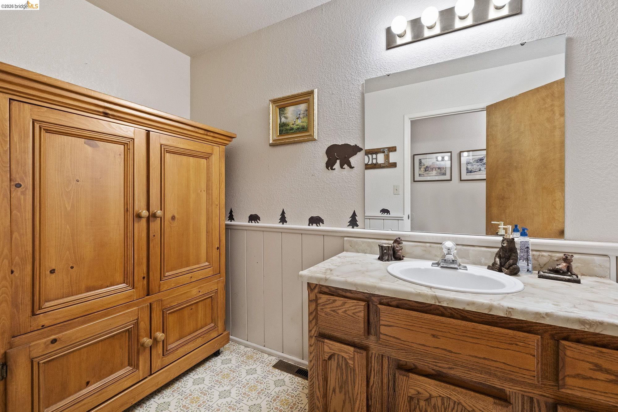 Detail Gallery Image 10 of 43 For 12955 Jackson Mill Drive, Groveland,  CA 95321 - 3 Beds | 3 Baths