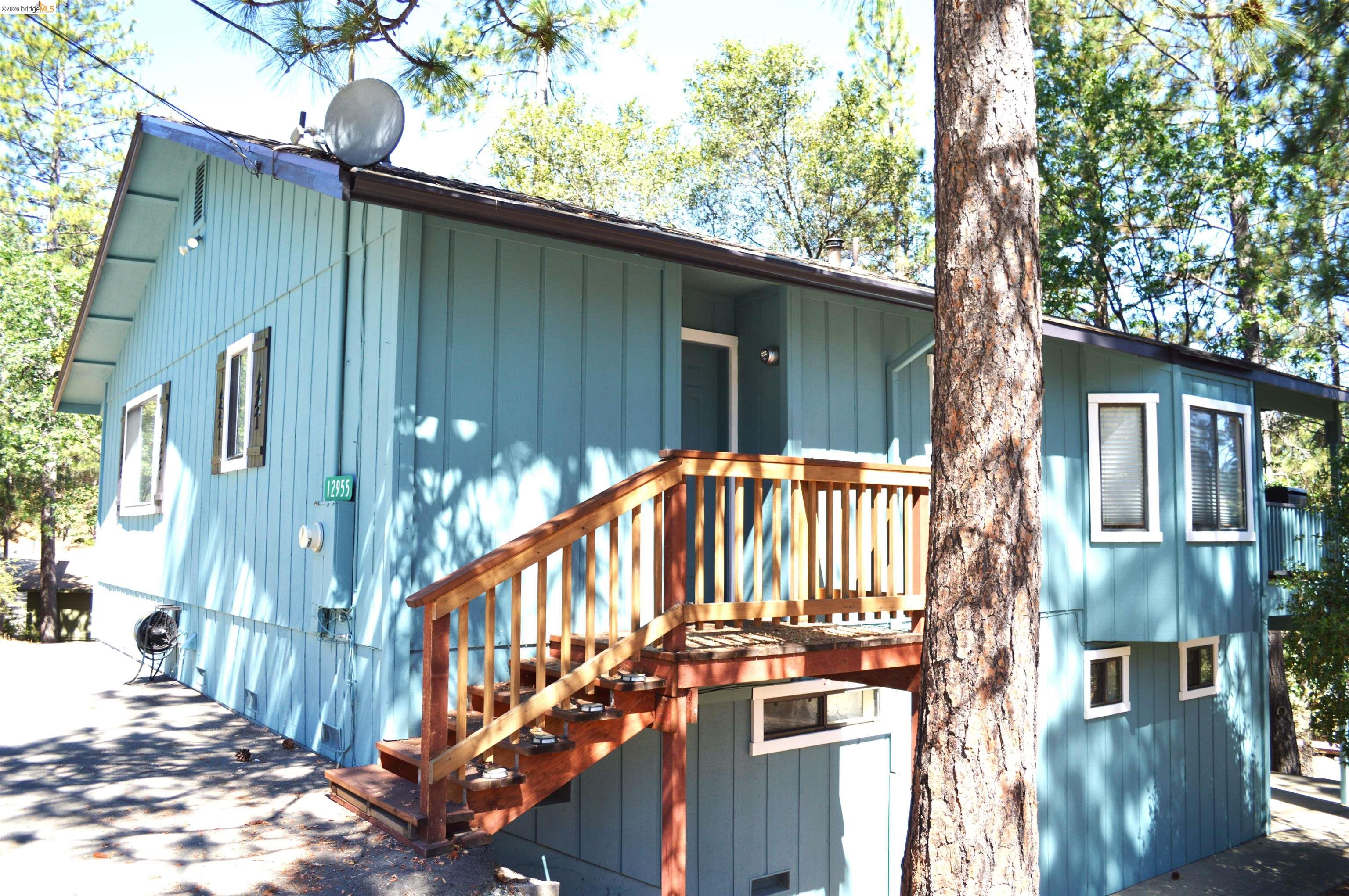 Detail Gallery Image 3 of 46 For 12955 Jackson Mill Drive, Groveland,  CA 95321 - 3 Beds | 3 Baths