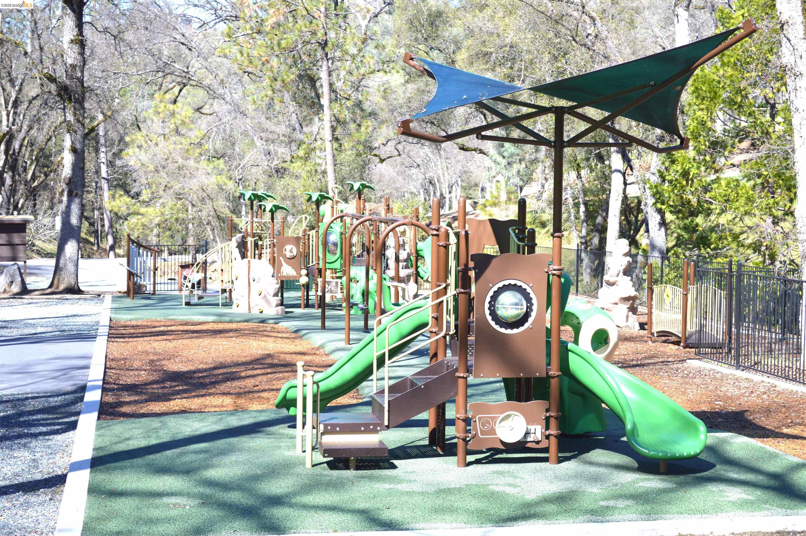 Detail Gallery Image 37 of 43 For 12955 Jackson Mill Drive, Groveland,  CA 95321 - 3 Beds | 3 Baths