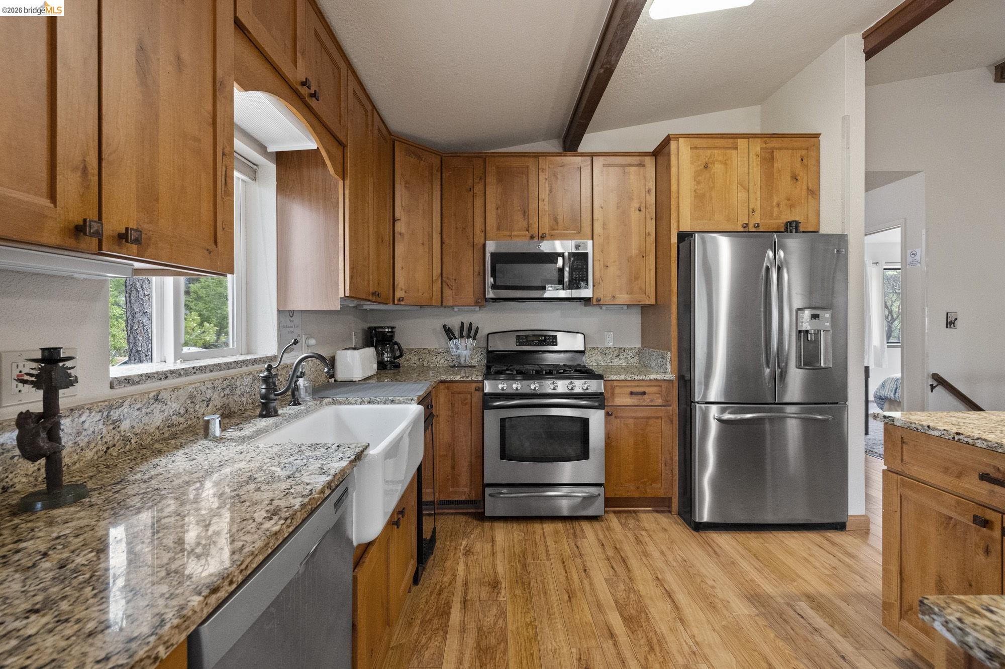 Detail Gallery Image 5 of 43 For 12955 Jackson Mill Drive, Groveland,  CA 95321 - 3 Beds | 3 Baths