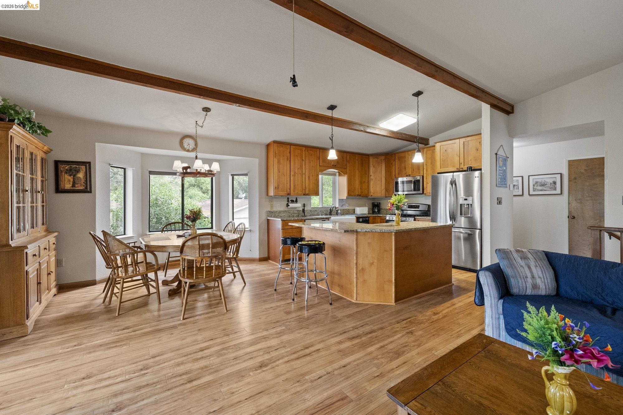 Detail Gallery Image 8 of 43 For 12955 Jackson Mill Drive, Groveland,  CA 95321 - 3 Beds | 3 Baths