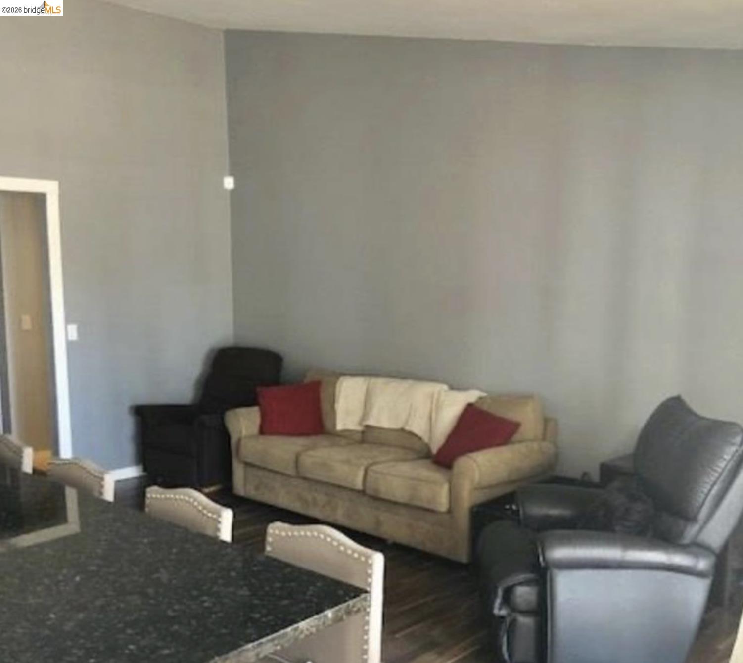 Detail Gallery Image 10 of 32 For 5250 Riverlake Rd, Discovery Bay,  CA 94505 - 5 Beds | 2 Baths