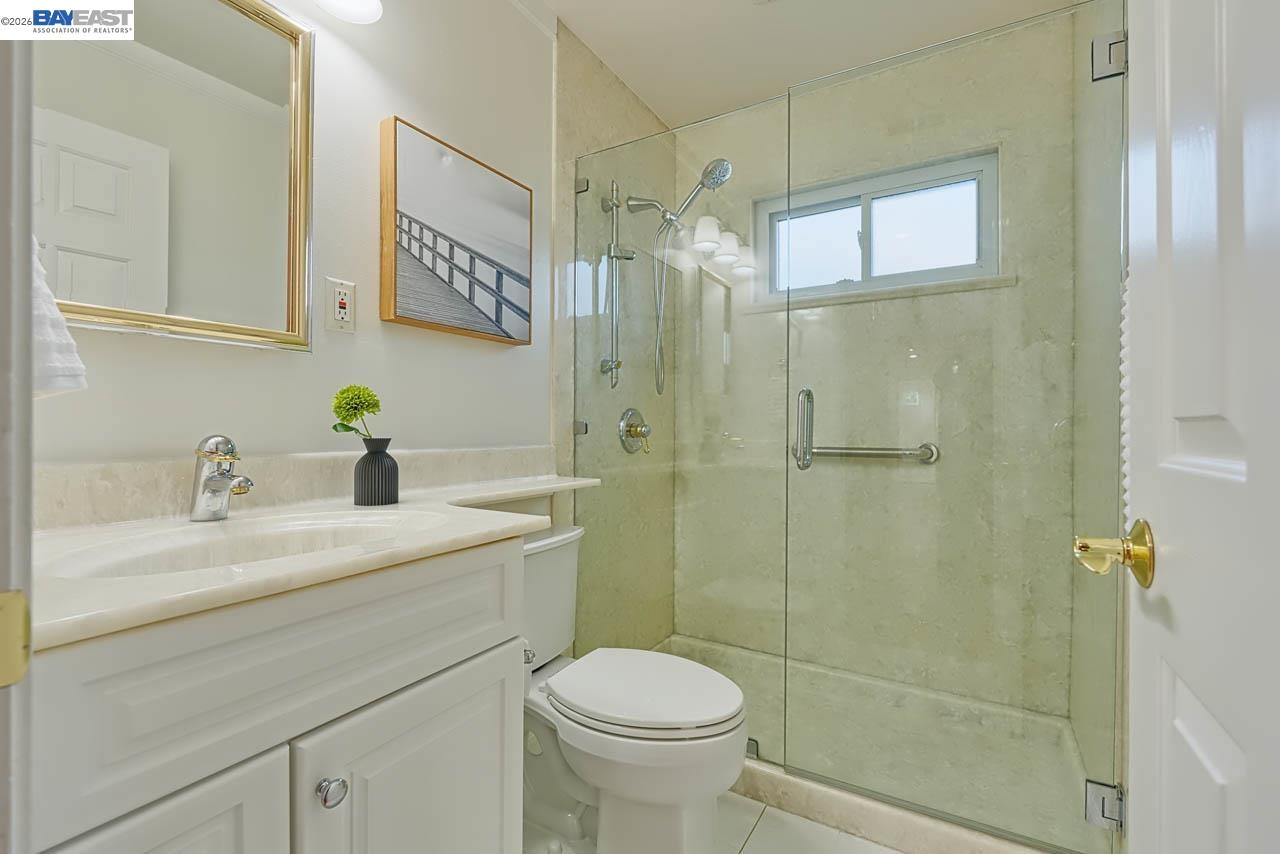 Detail Gallery Image 27 of 39 For 1515 Miramonte Ave, Mountain View,  CA 94040 - 4 Beds | 2 Baths