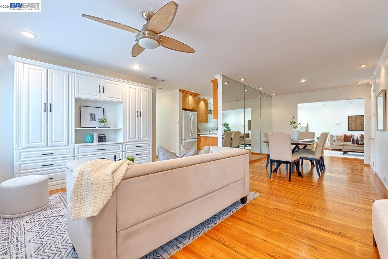 Detail Gallery Image 29 of 39 For 1515 Miramonte Ave, Mountain View,  CA 94040 - 4 Beds | 2 Baths