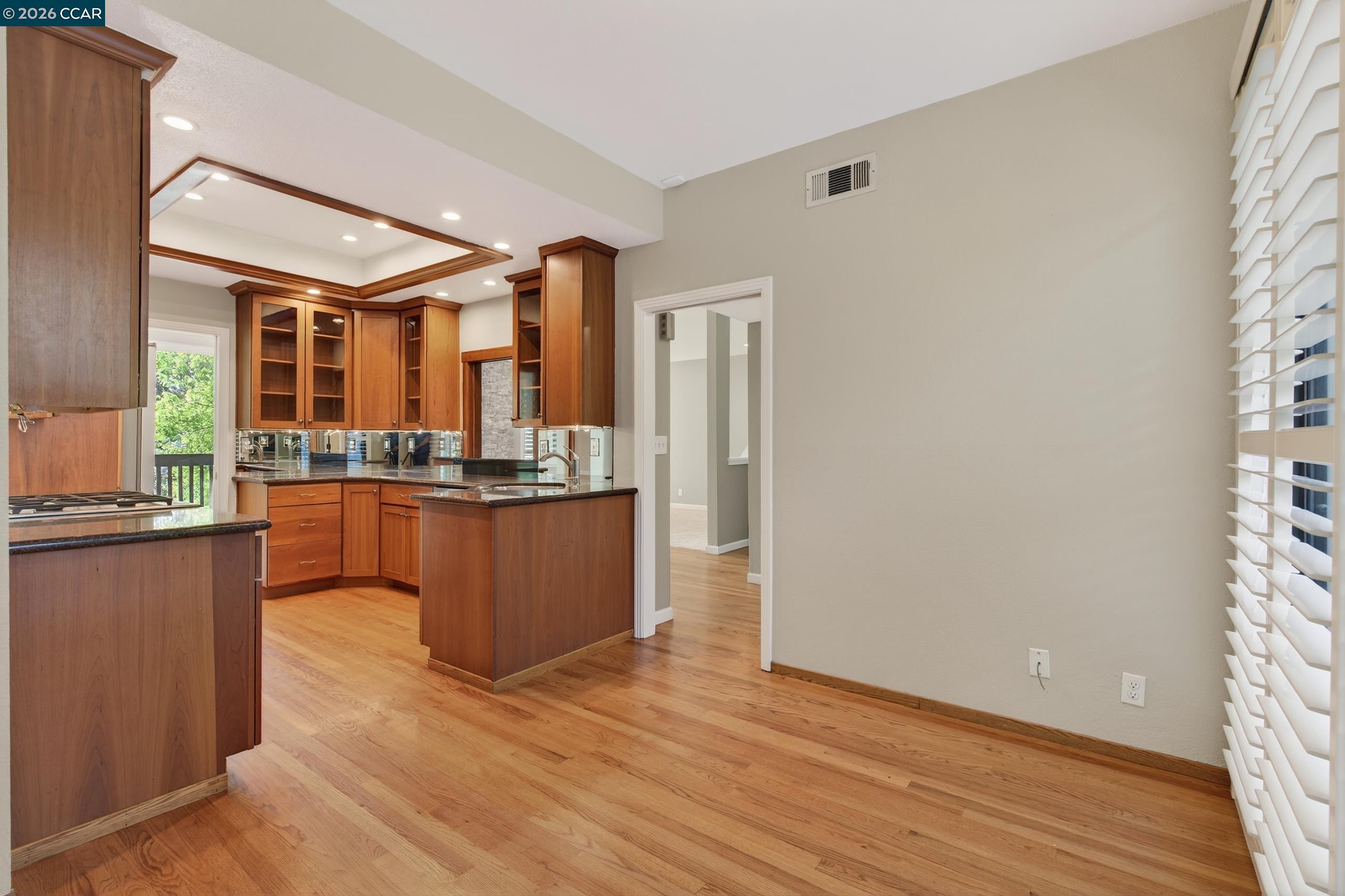 Photo #20: 41125052 Listing: Photo #20