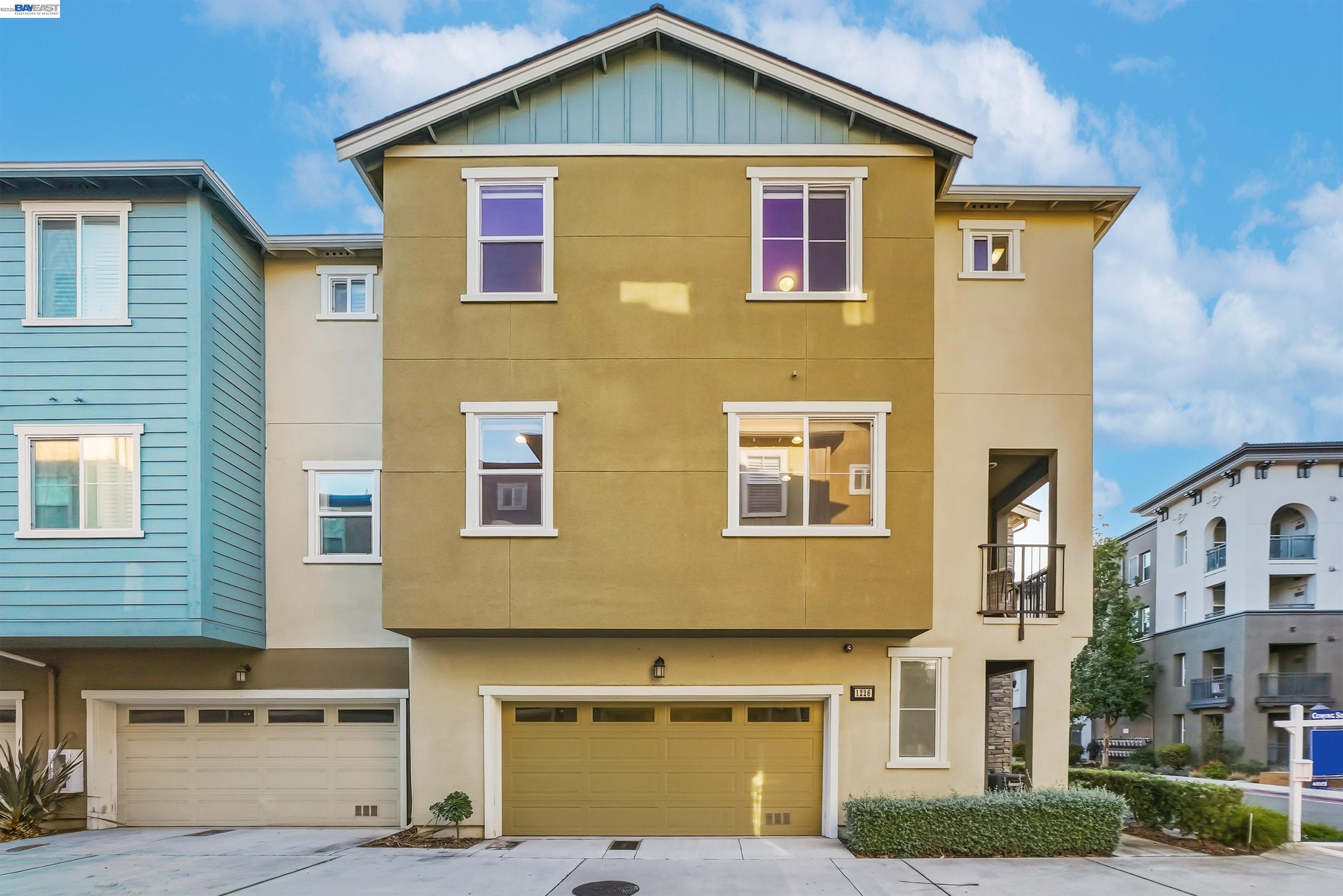 Detail Gallery Image 2 of 39 For 1226 Creekside Way, Milpitas,  CA 95035 - 3 Beds | 2/1 Baths