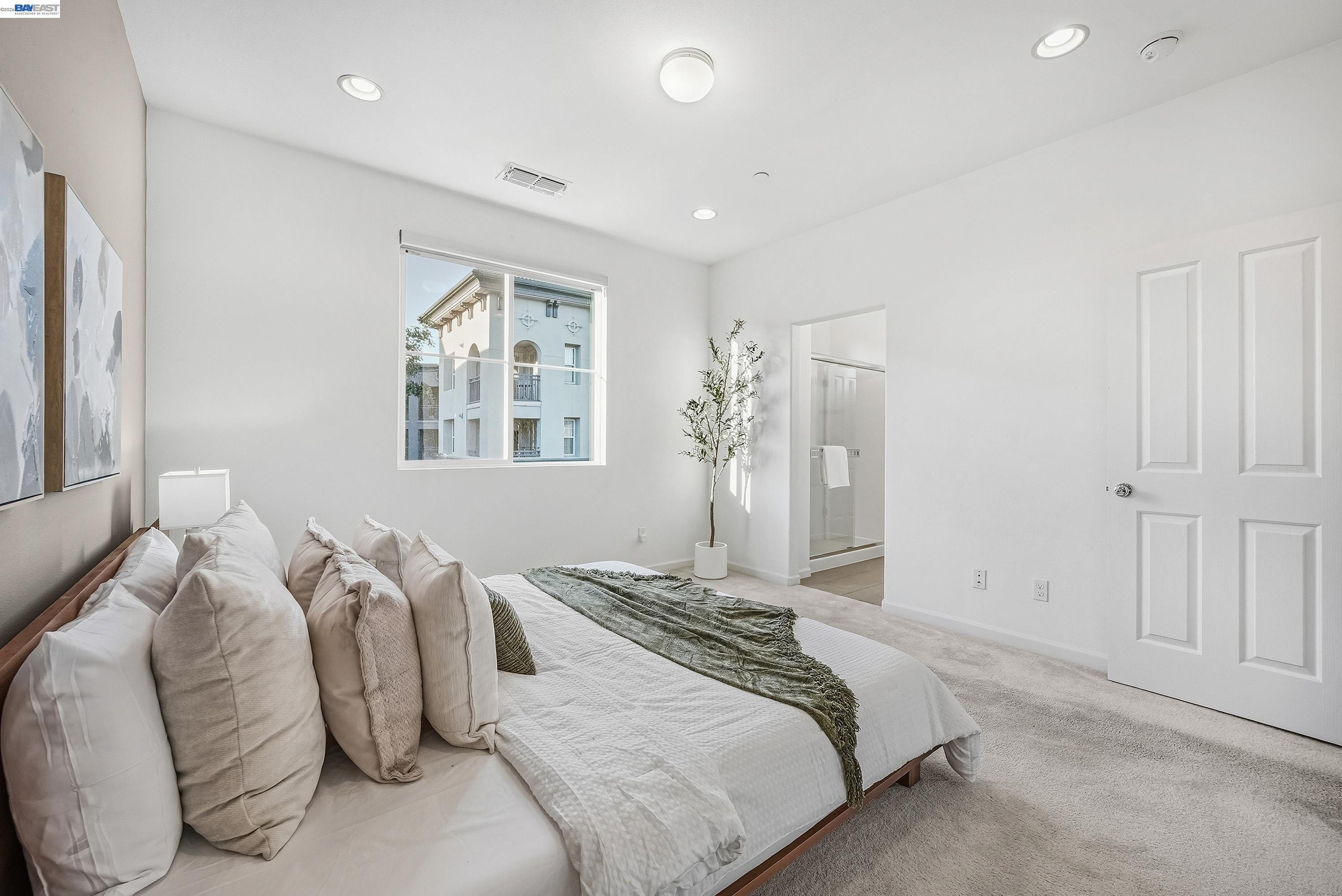 Detail Gallery Image 15 of 39 For 1226 Creekside Way, Milpitas,  CA 95035 - 3 Beds | 2/1 Baths