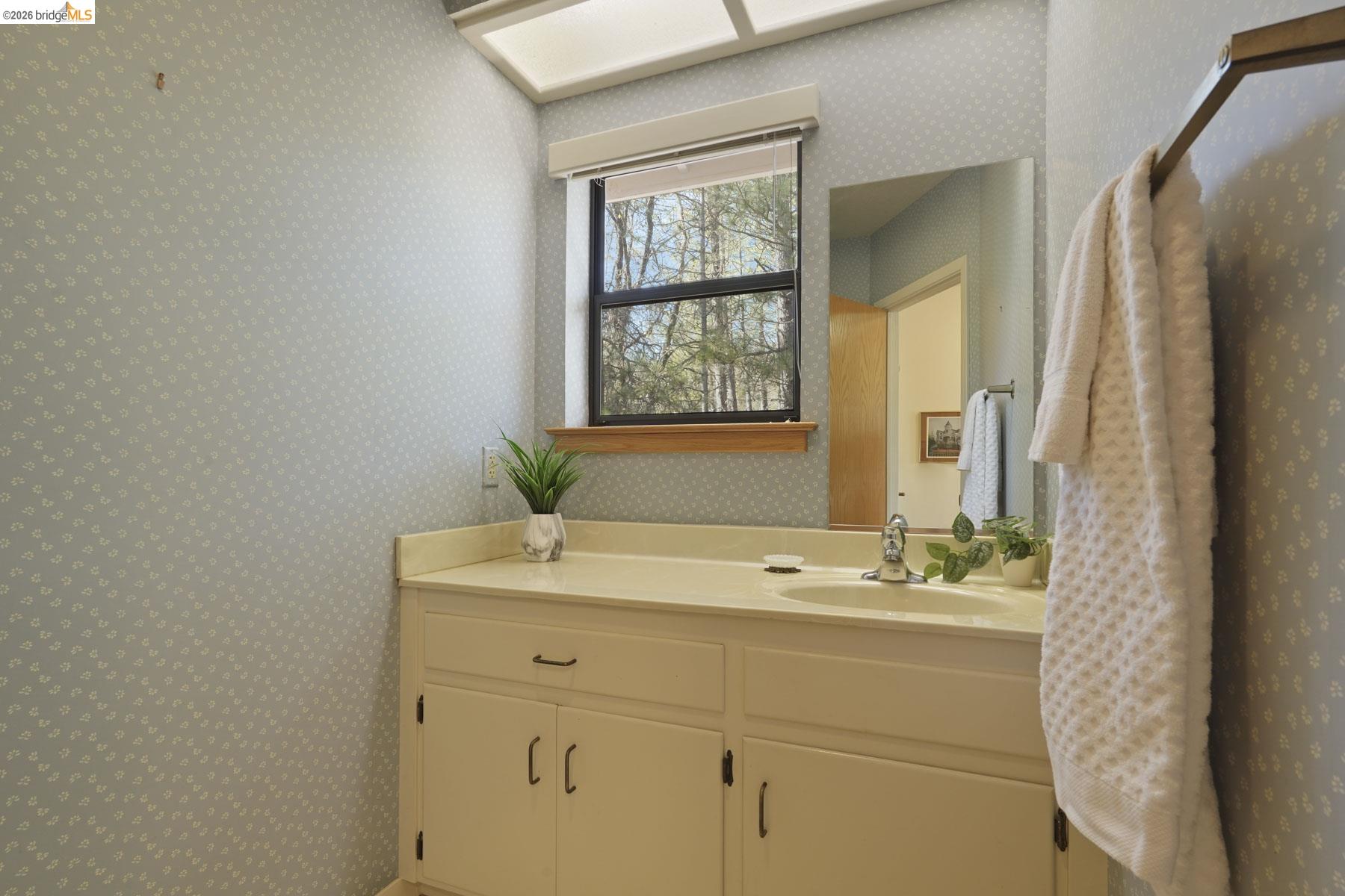 Detail Gallery Image 26 of 49 For 14029 Barlupi Circle, Sonora,  CA 95370 - 3 Beds | 2/1 Baths