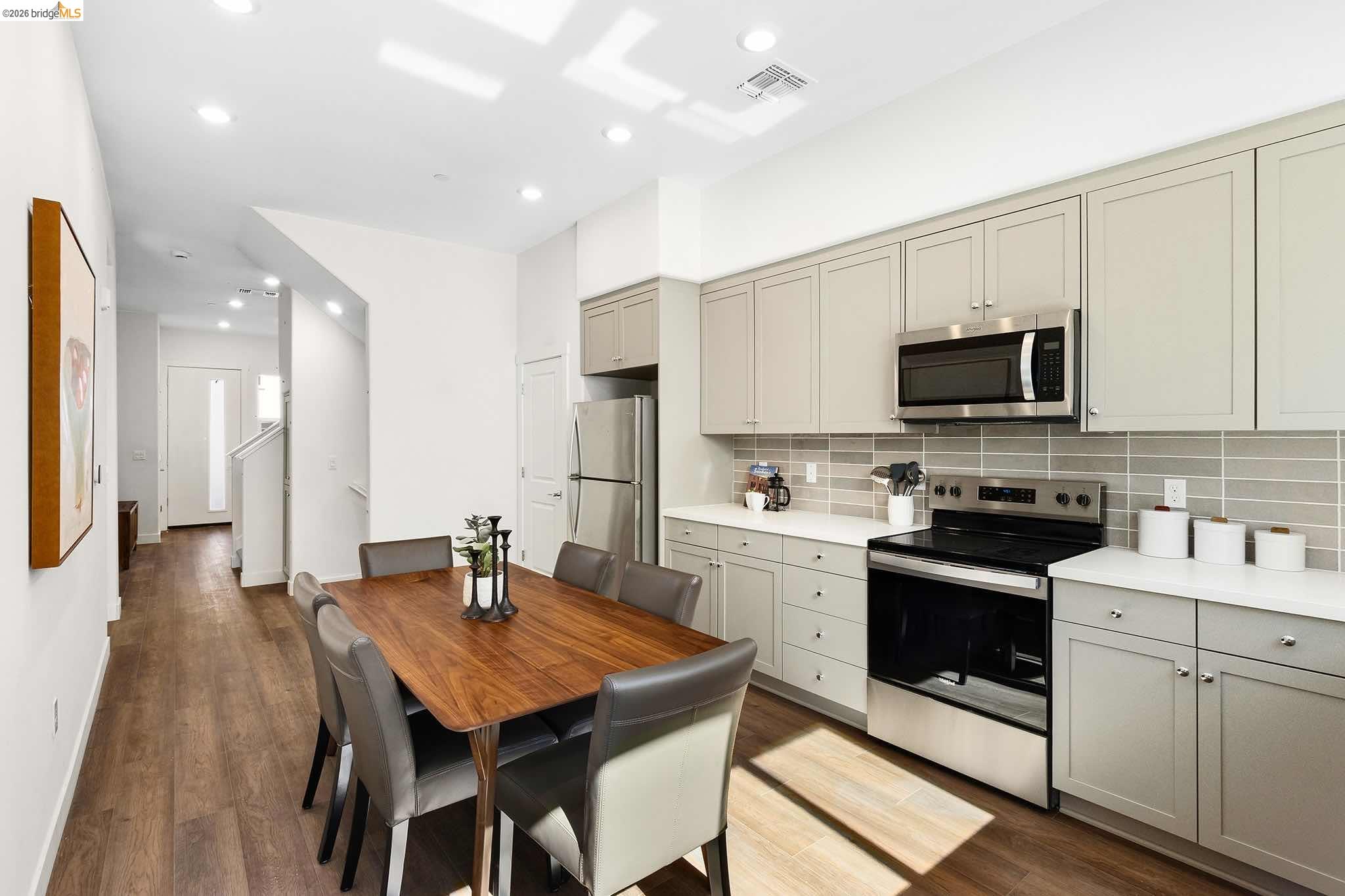 Photo #3: 41125064 Listing: Photo #3