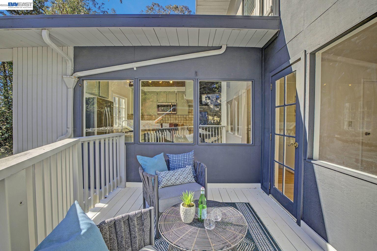 Detail Gallery Image 35 of 53 For 6956 Sayre Drive, Oakland,  CA 94611 - 3 Beds | 2 Baths