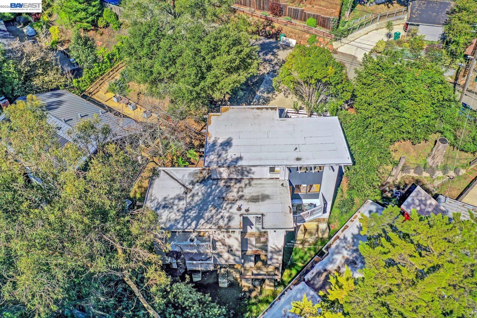 Detail Gallery Image 51 of 53 For 6956 Sayre Drive, Oakland,  CA 94611 - 3 Beds | 2 Baths