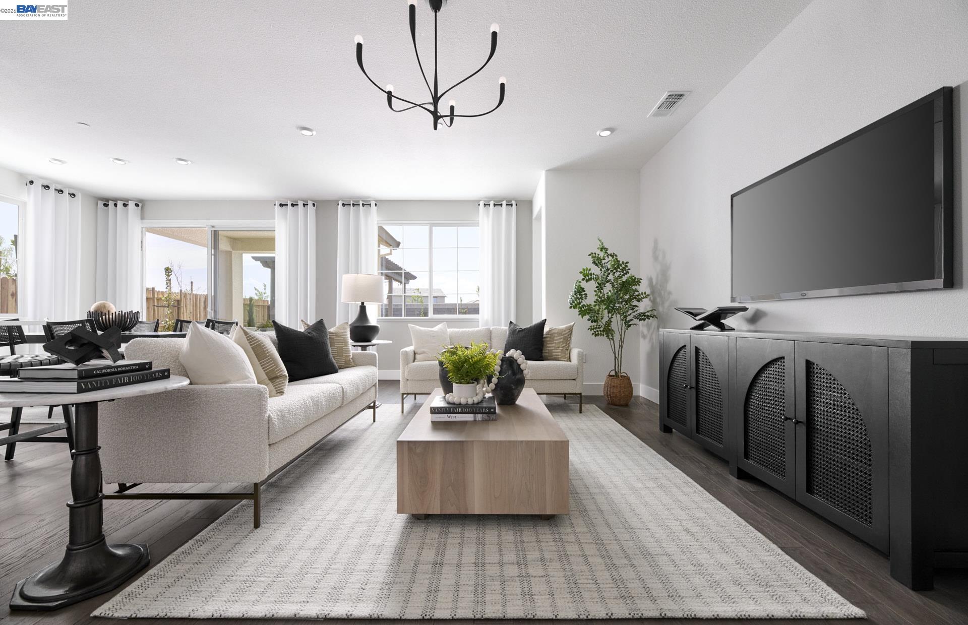 Detail Gallery Image 5 of 14 For Halo Place, Manteca,  CA 95337 - 4 Beds | 3 Baths