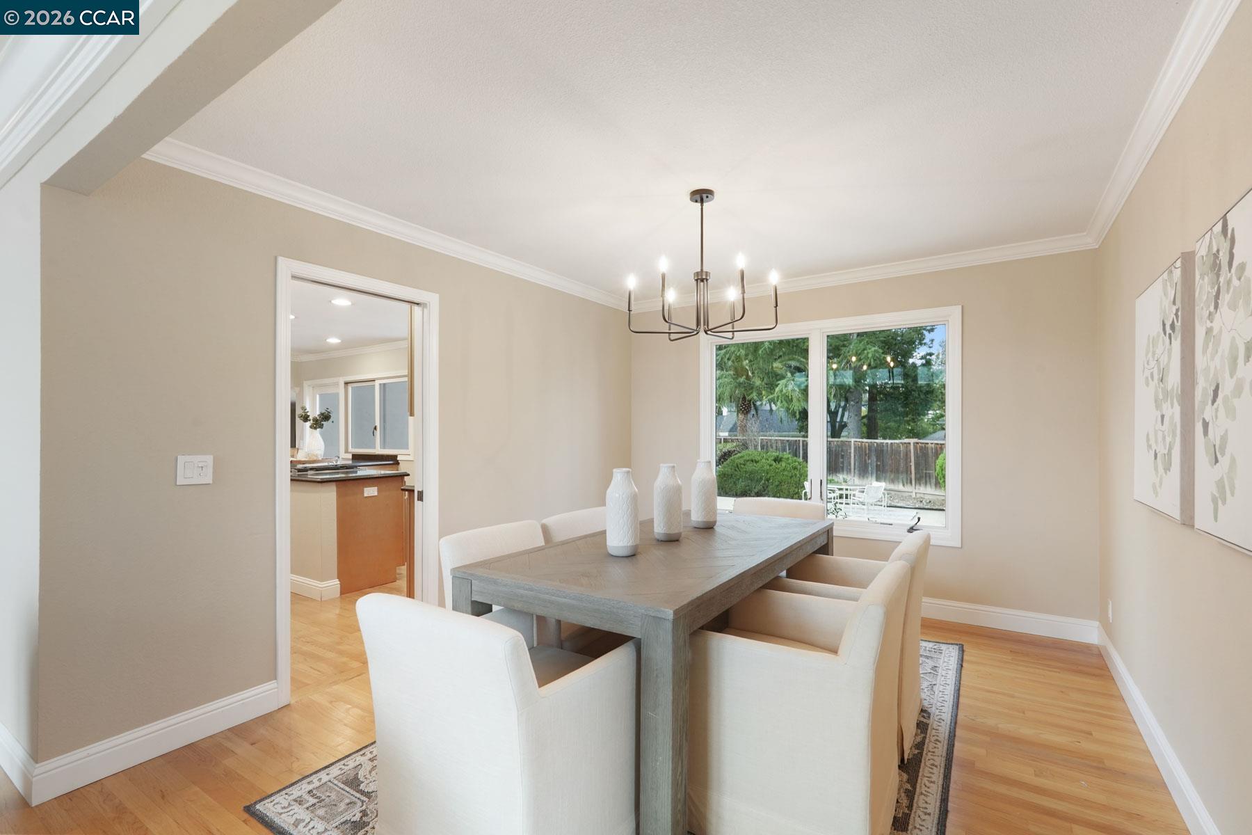 Detail Gallery Image 11 of 46 For 151 Turrini Ct, Danville,  CA 94526 - 5 Beds | 3 Baths