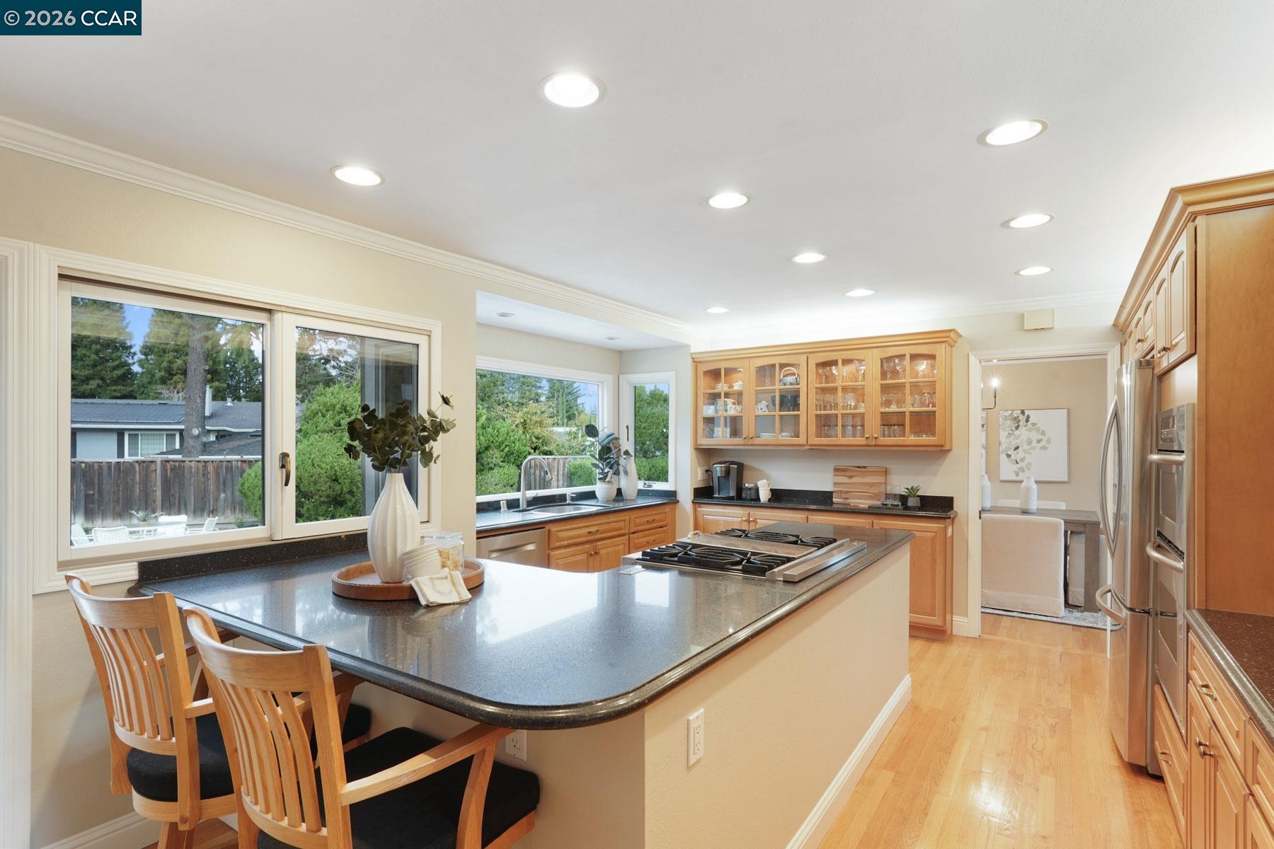 Detail Gallery Image 12 of 46 For 151 Turrini Ct, Danville,  CA 94526 - 5 Beds | 3 Baths