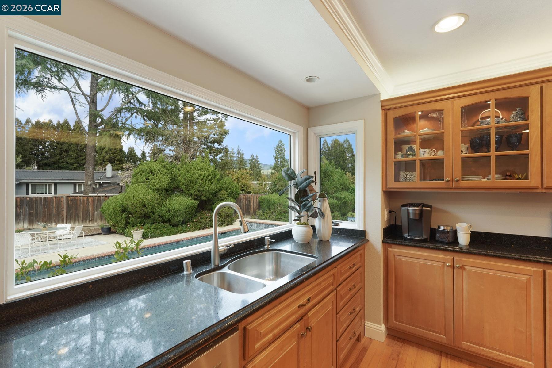 Detail Gallery Image 15 of 46 For 151 Turrini Ct, Danville,  CA 94526 - 5 Beds | 3 Baths