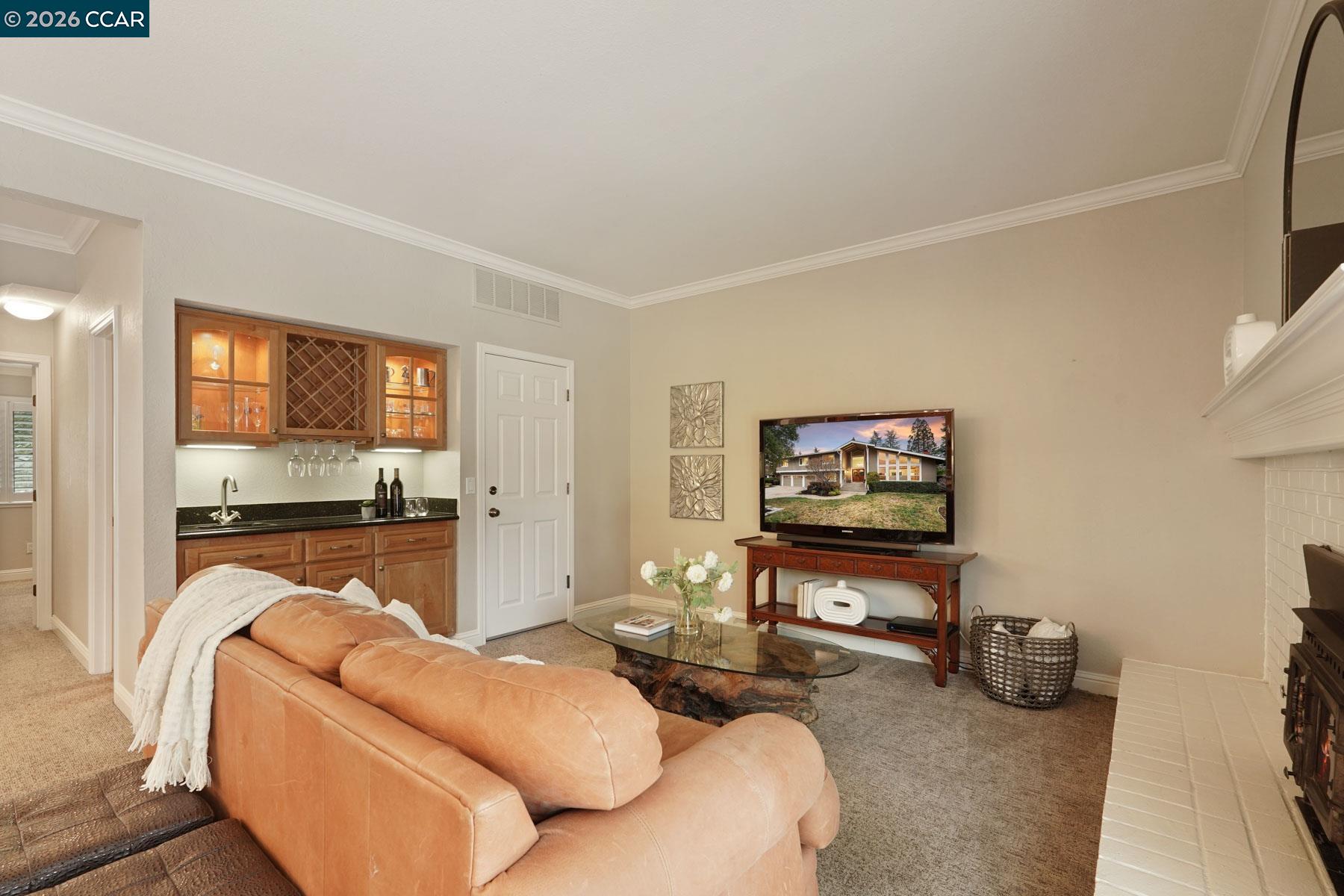 Detail Gallery Image 17 of 46 For 151 Turrini Ct, Danville,  CA 94526 - 5 Beds | 3 Baths