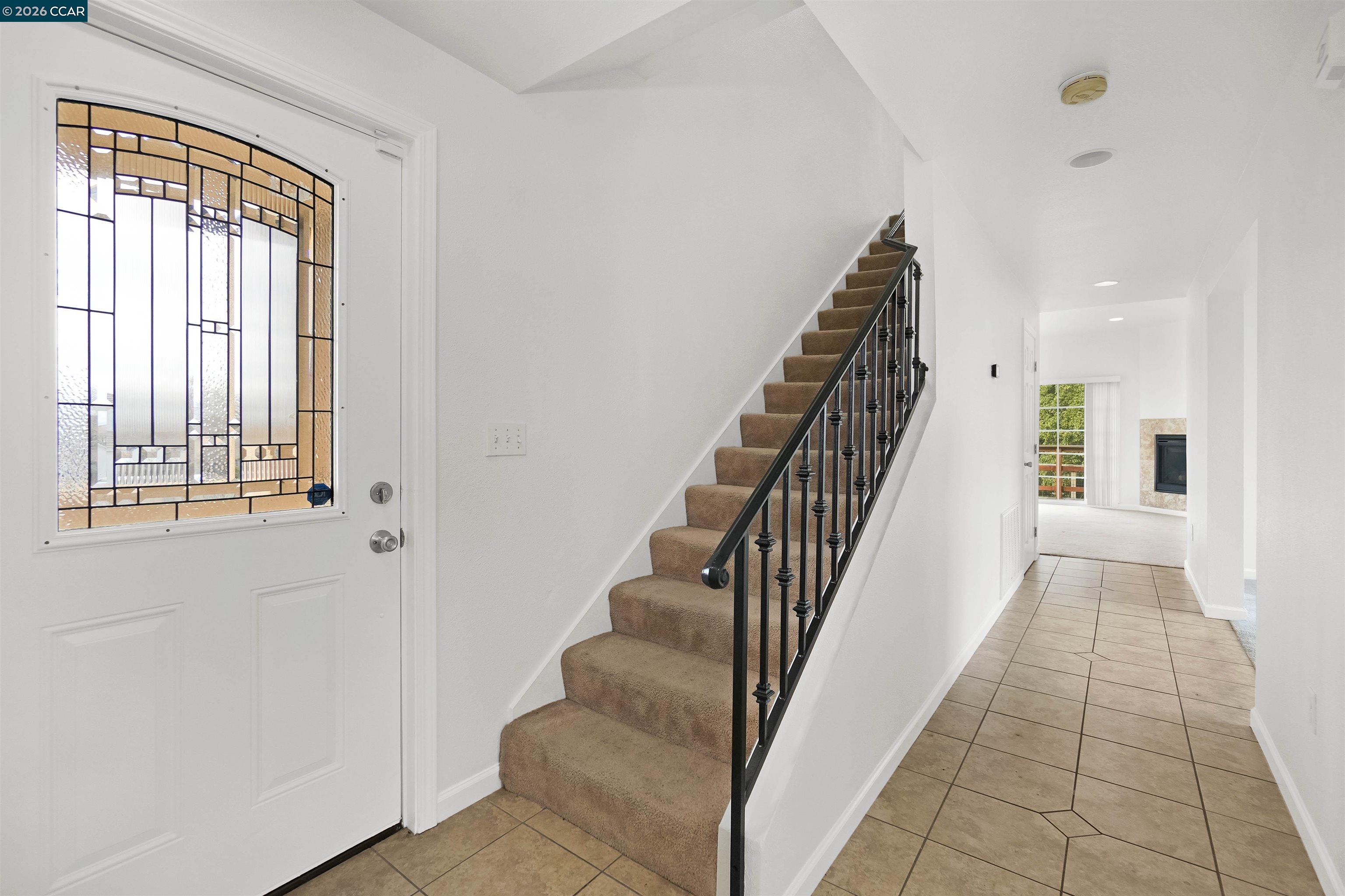 Detail Gallery Image 10 of 59 For 213 N Rancho Pl, Pinole,  CA 94564 - 3 Beds | 2/1 Baths