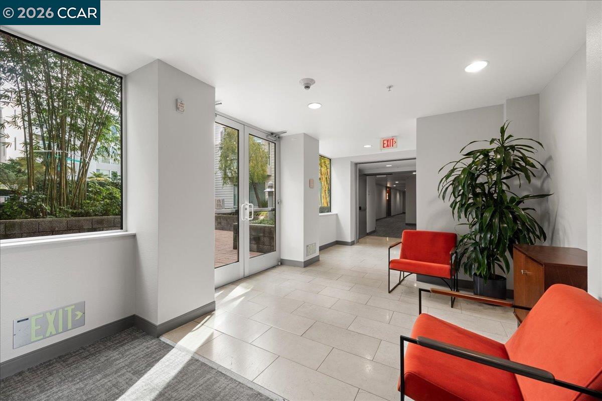 Detail Gallery Image 31 of 42 For 1655 N California Blvd #330,  Walnut Creek,  CA 94596 - 3 Beds | 2/1 Baths