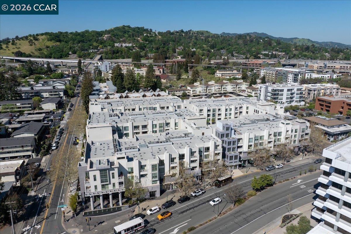 Detail Gallery Image 38 of 42 For 1655 N California Blvd #330,  Walnut Creek,  CA 94596 - 3 Beds | 2/1 Baths
