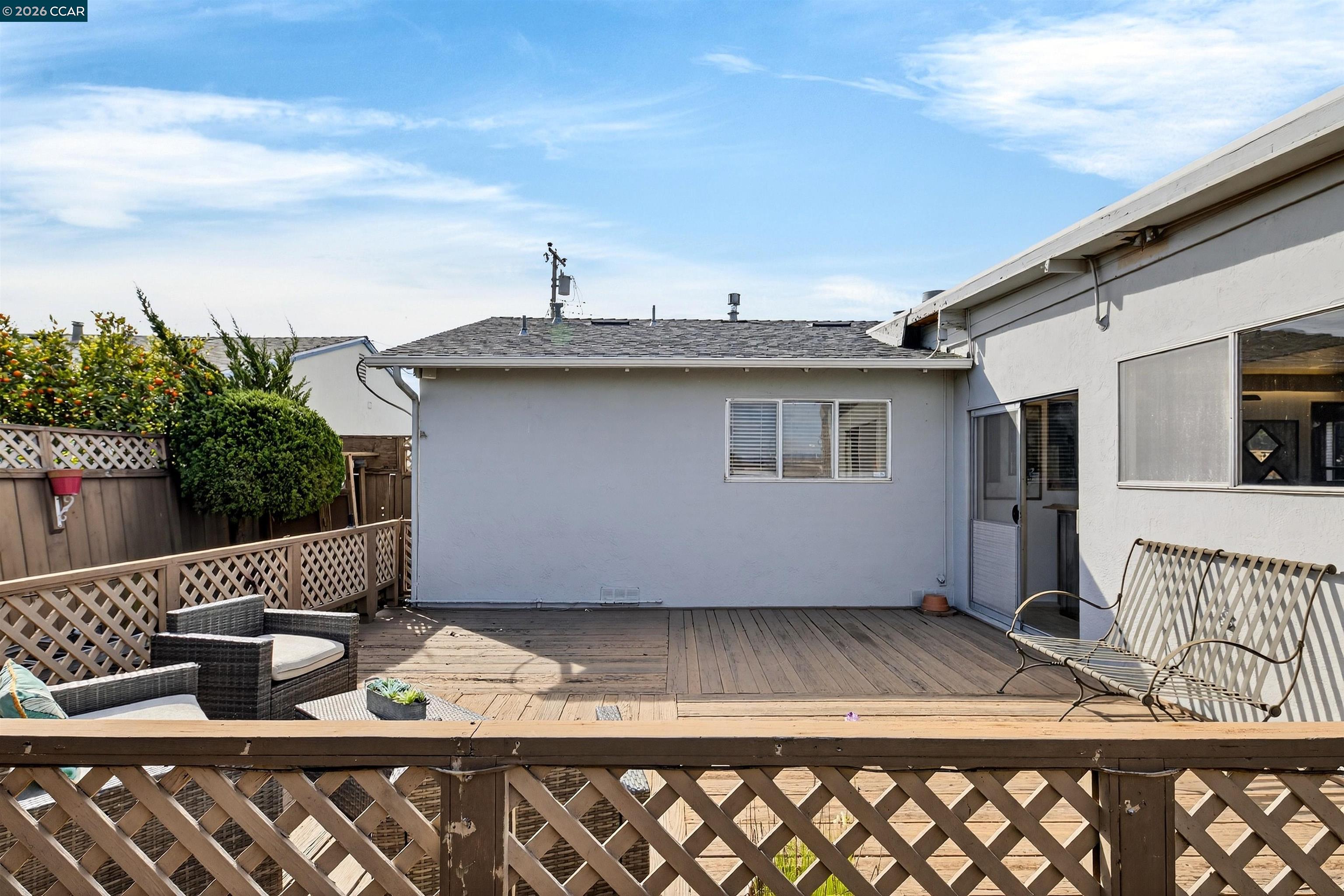 Detail Gallery Image 28 of 30 For 15274 Laverne Dr, San Leandro,  CA 94579 - 3 Beds | 2 Baths