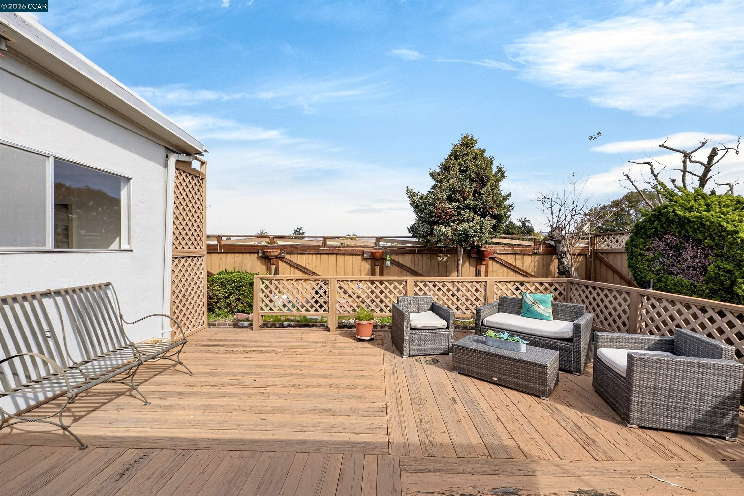 Detail Gallery Image 29 of 30 For 15274 Laverne Dr, San Leandro,  CA 94579 - 3 Beds | 2 Baths
