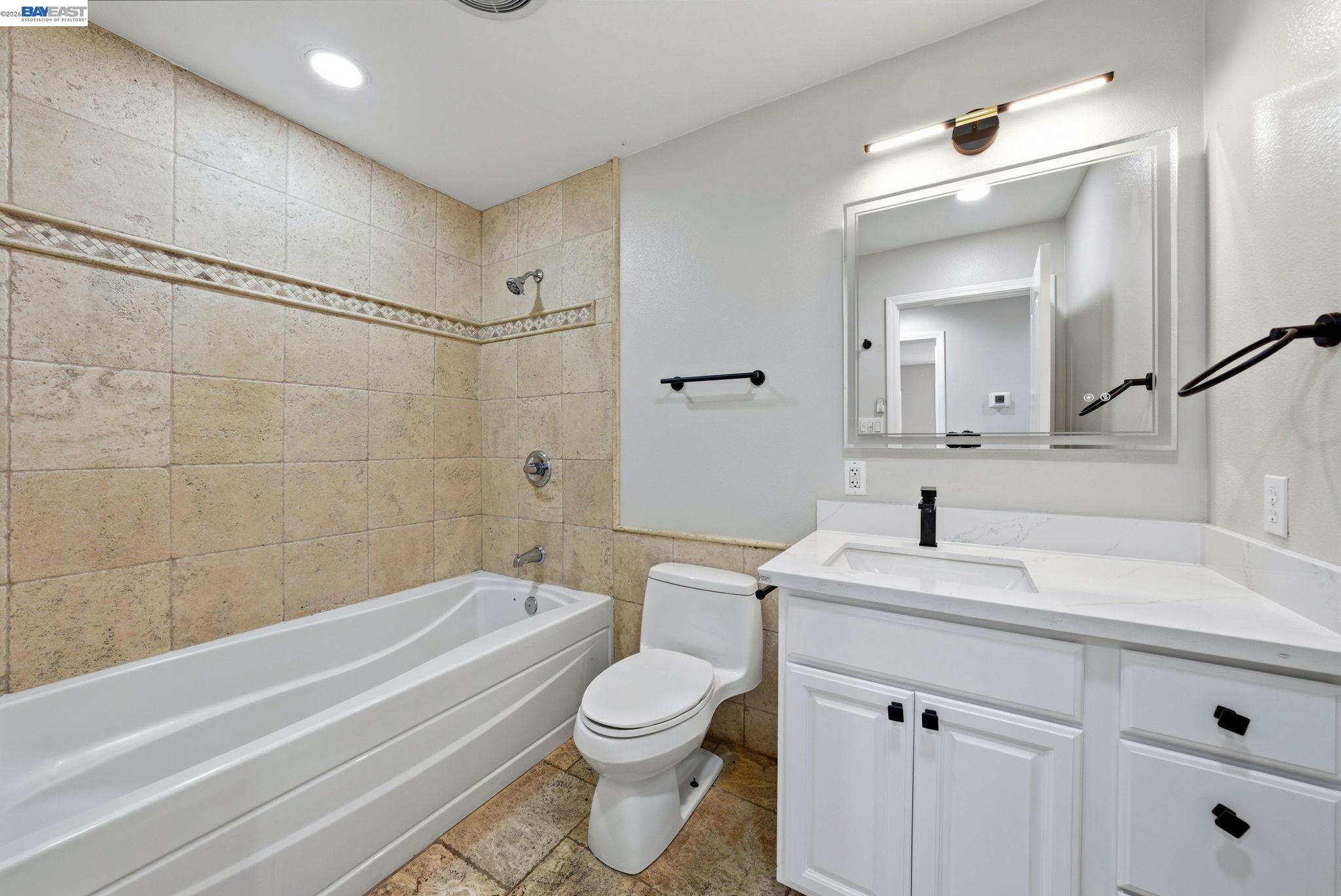 Detail Gallery Image 34 of 60 For 3370 Gardella Plz, Livermore,  CA 94551 - 5 Beds | 3 Baths