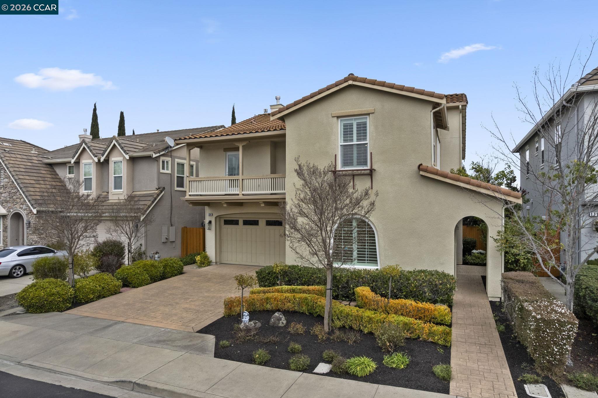 Front Image Thumbnail for CC41125085