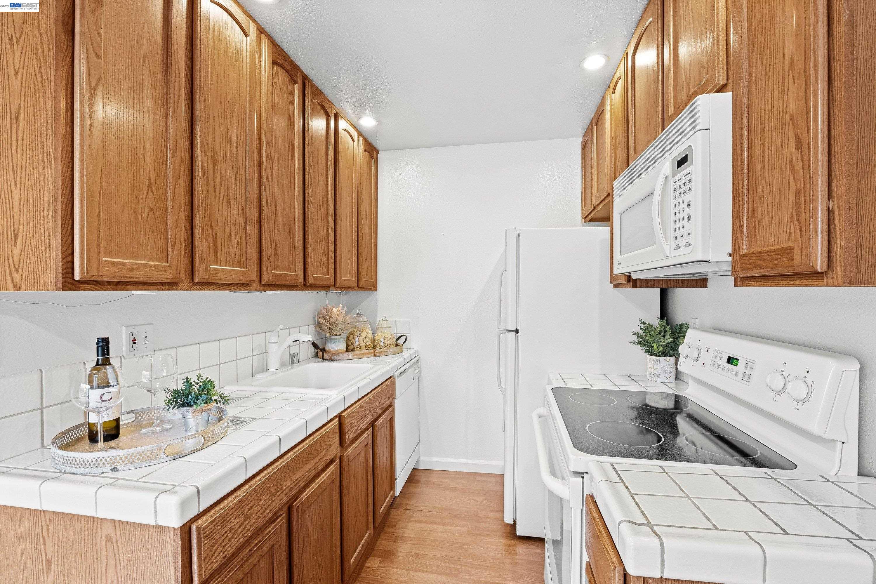 Detail Gallery Image 14 of 31 For 5536 Makati, San Jose,  CA 95123 - 1 Beds | 1 Baths