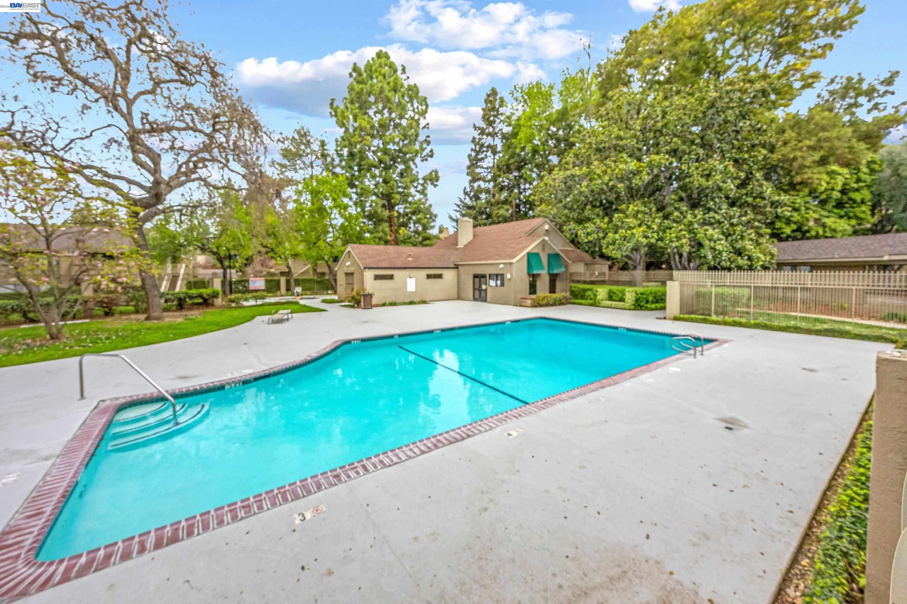 Detail Gallery Image 30 of 31 For 5536 Makati, San Jose,  CA 95123 - 1 Beds | 1 Baths