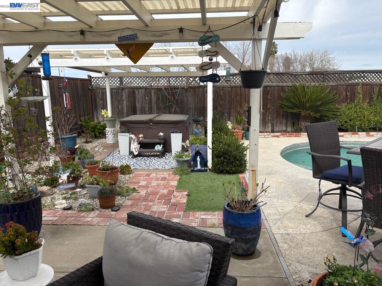 Detail Gallery Image 22 of 25 For 1695 Lavelle Smith Dr, Tracy,  CA 95376-0781 - 3 Beds | 2 Baths