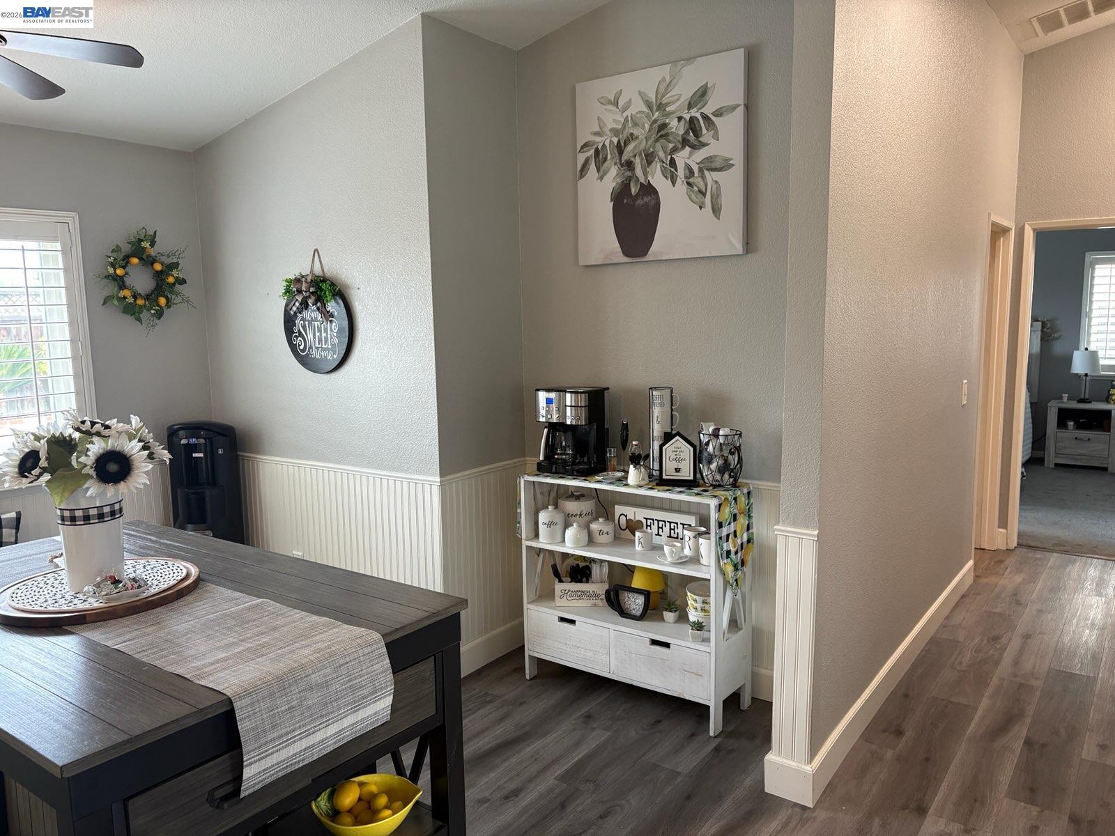 Detail Gallery Image 7 of 25 For 1695 Lavelle Smith Dr, Tracy,  CA 95376-0781 - 3 Beds | 2 Baths