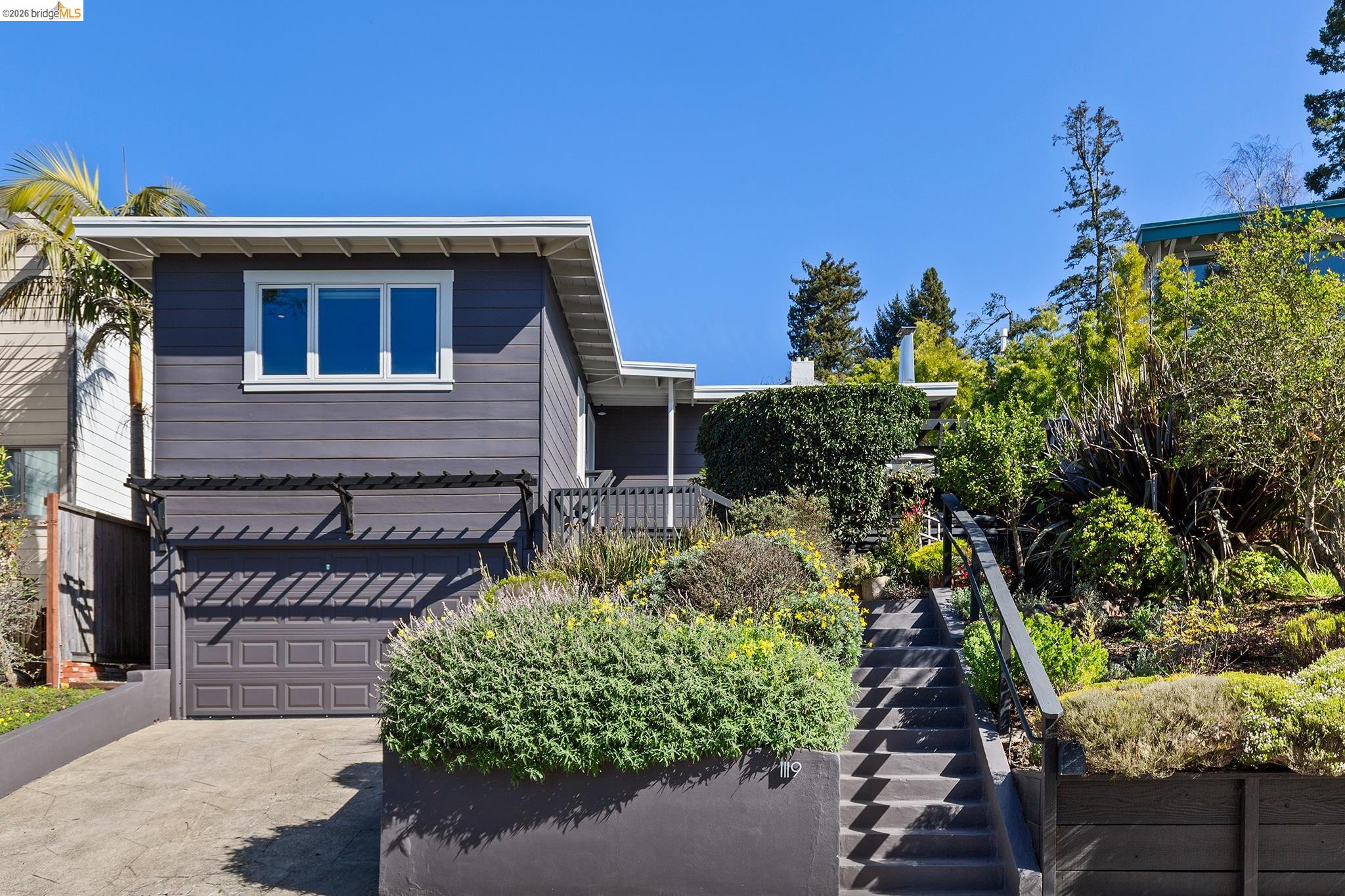 Front Image Thumbnail for EB41125088