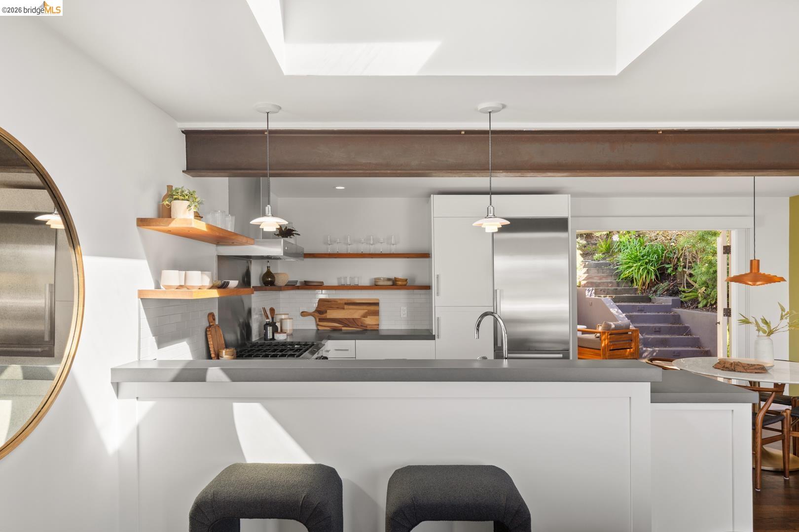 Detail Gallery Image 12 of 33 For 1119 Miller Ave, Berkeley,  CA 94708 - 4 Beds | 2 Baths