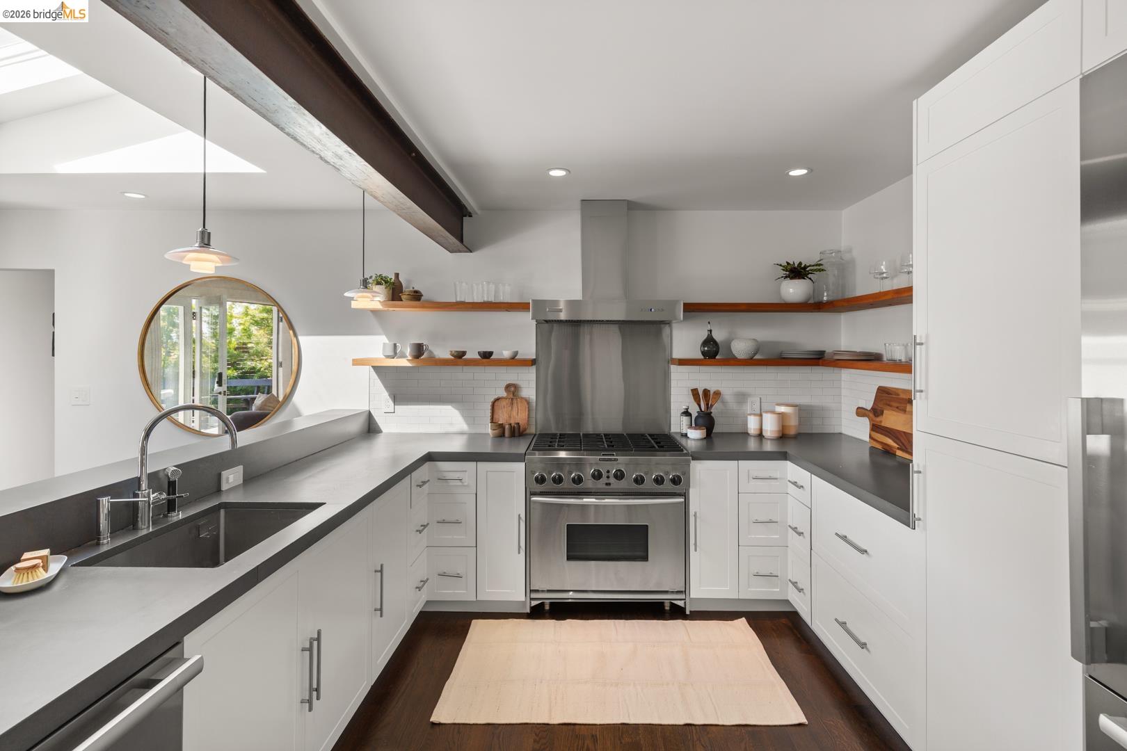 Detail Gallery Image 13 of 33 For 1119 Miller Ave, Berkeley,  CA 94708 - 4 Beds | 2 Baths