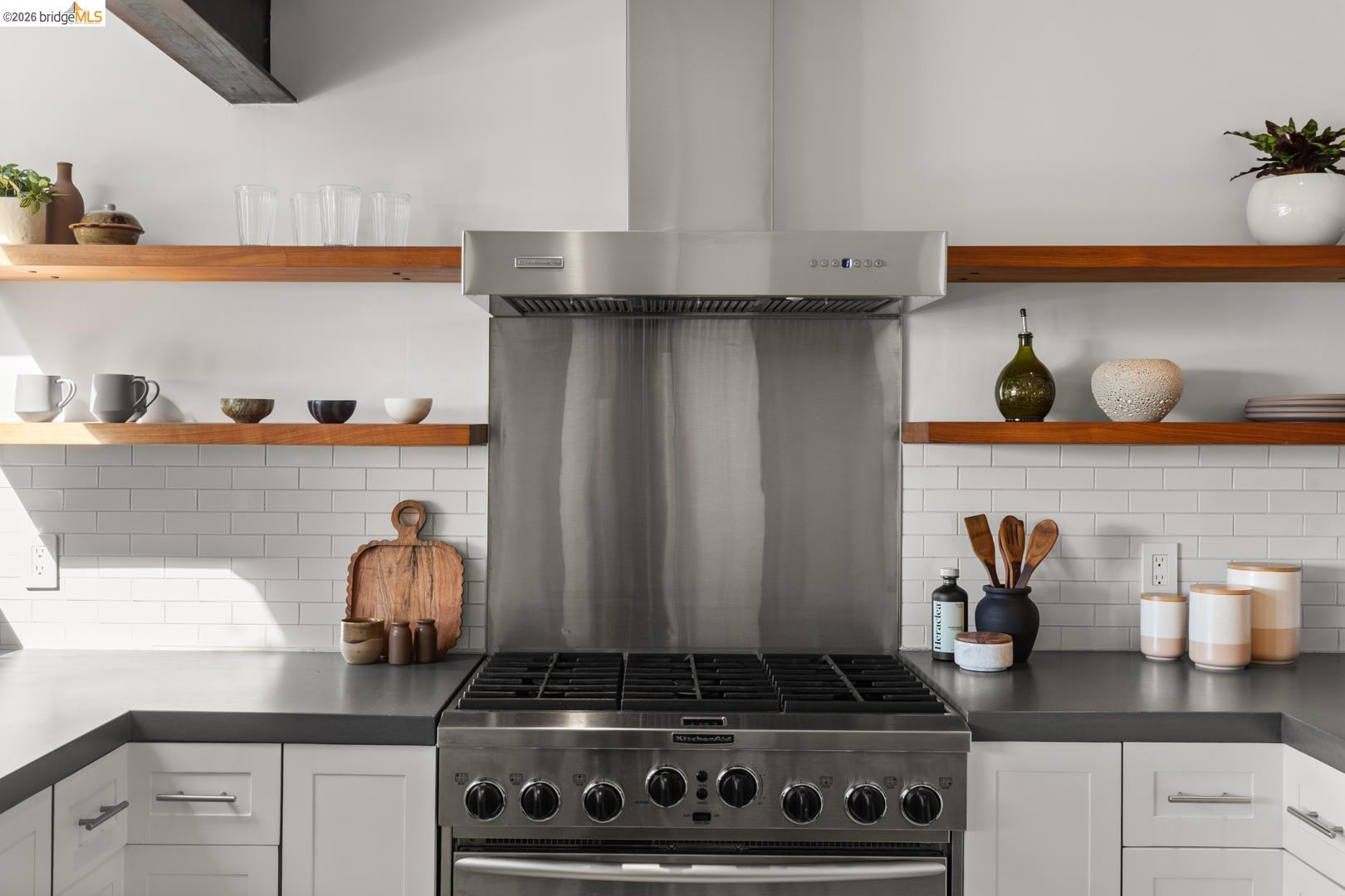 Detail Gallery Image 15 of 33 For 1119 Miller Ave, Berkeley,  CA 94708 - 4 Beds | 2 Baths