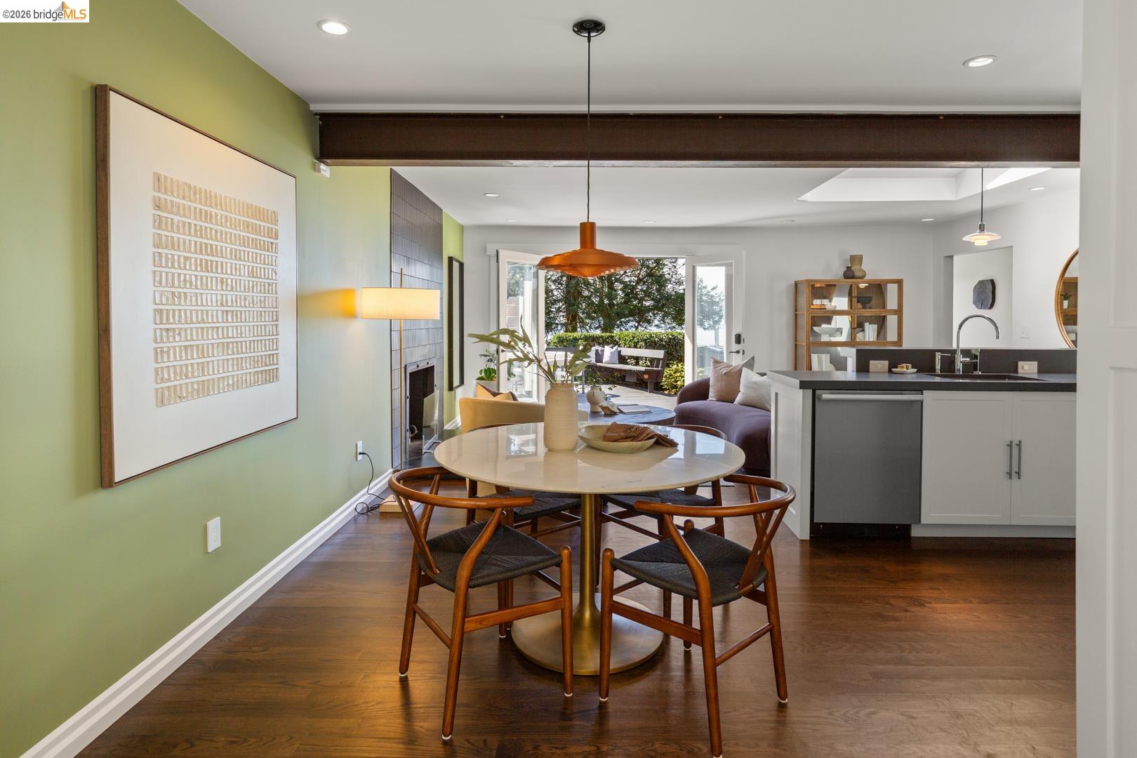 Detail Gallery Image 18 of 33 For 1119 Miller Ave, Berkeley,  CA 94708 - 4 Beds | 2 Baths