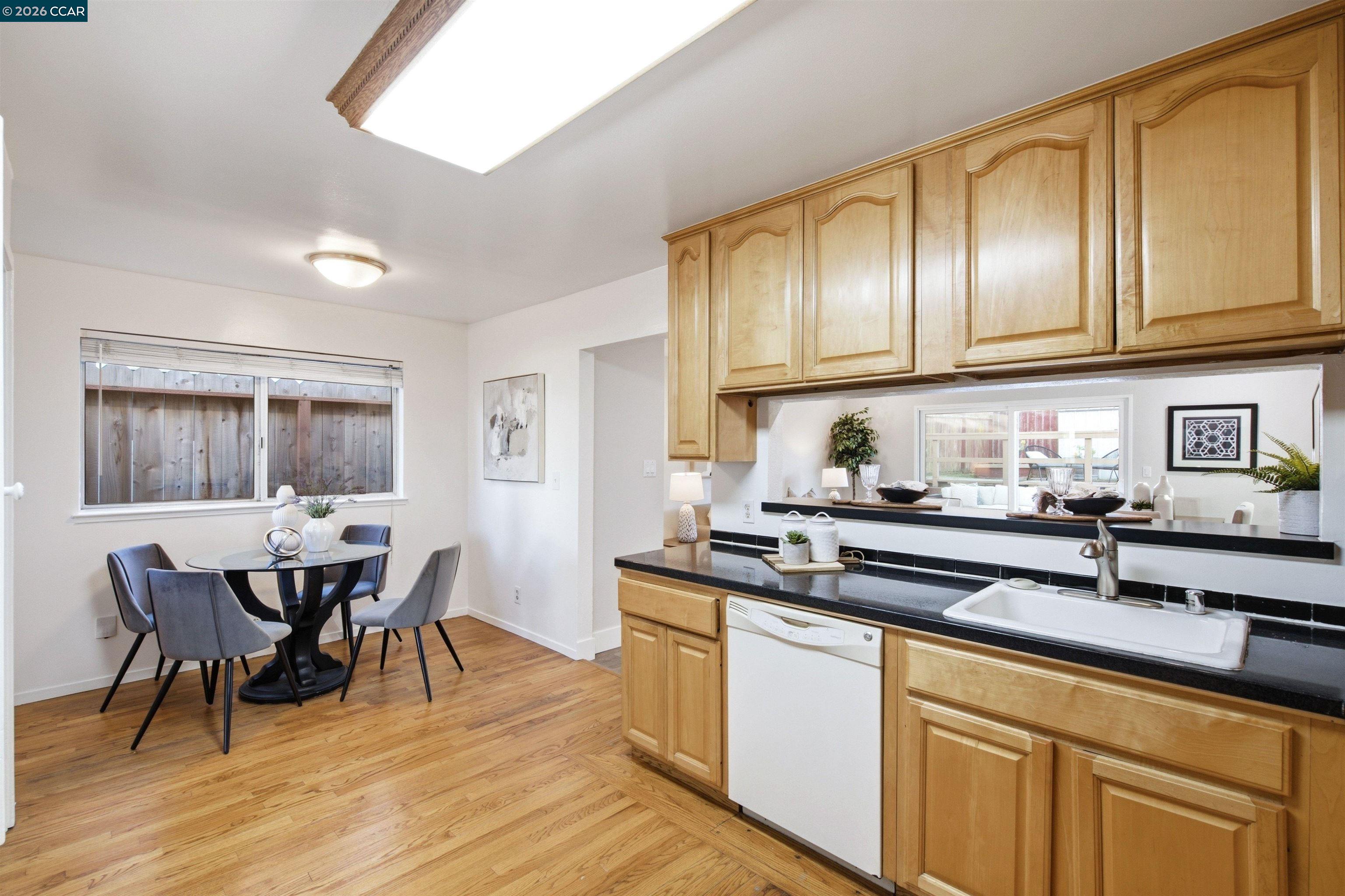 Detail Gallery Image 16 of 52 For 20 San Felipe Ave, South San Francisco,  CA 94080 - 5 Beds | 2 Baths