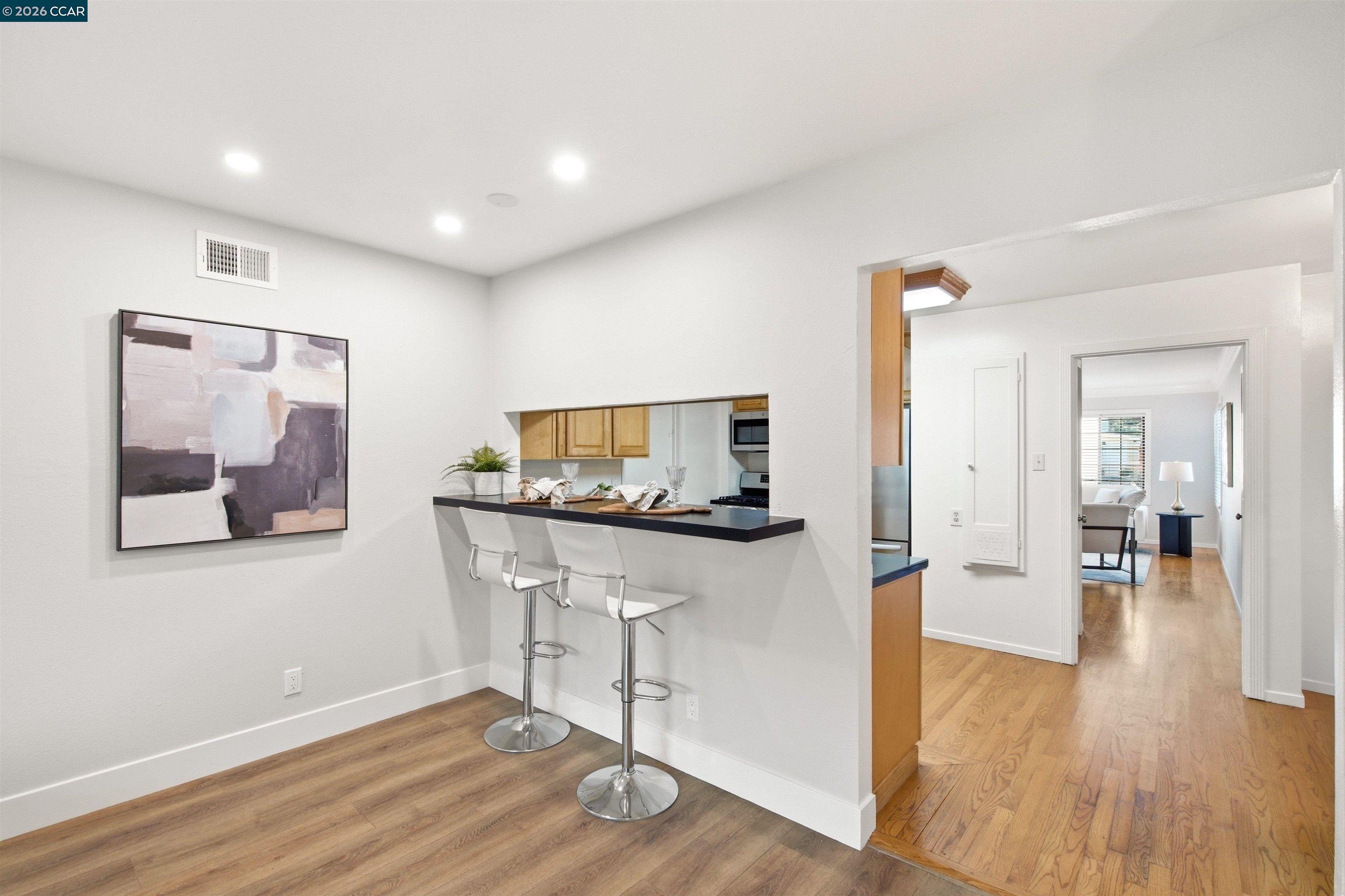 Detail Gallery Image 17 of 52 For 20 San Felipe Ave, South San Francisco,  CA 94080 - 5 Beds | 2 Baths