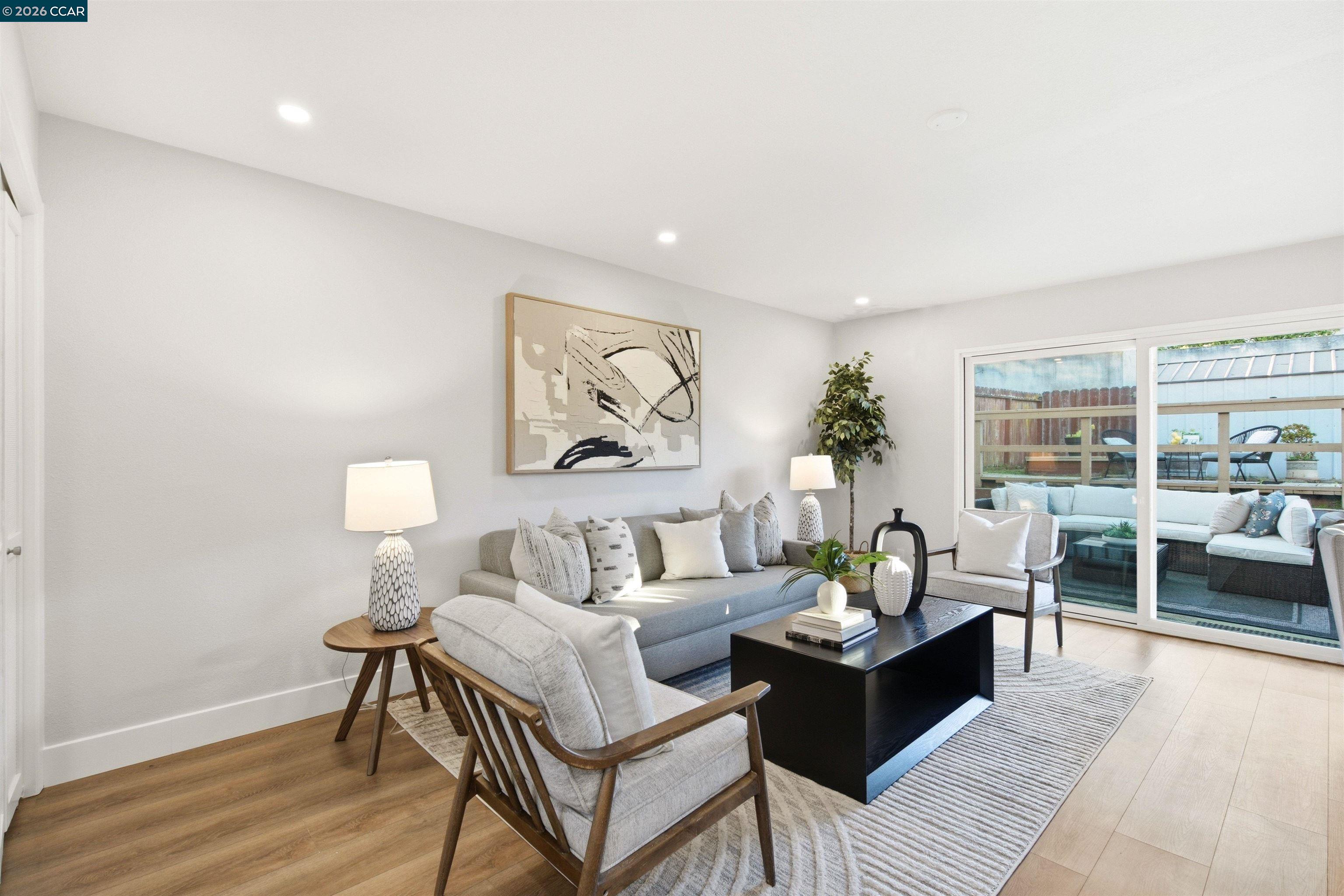 Detail Gallery Image 21 of 52 For 20 San Felipe Ave, South San Francisco,  CA 94080 - 5 Beds | 2 Baths