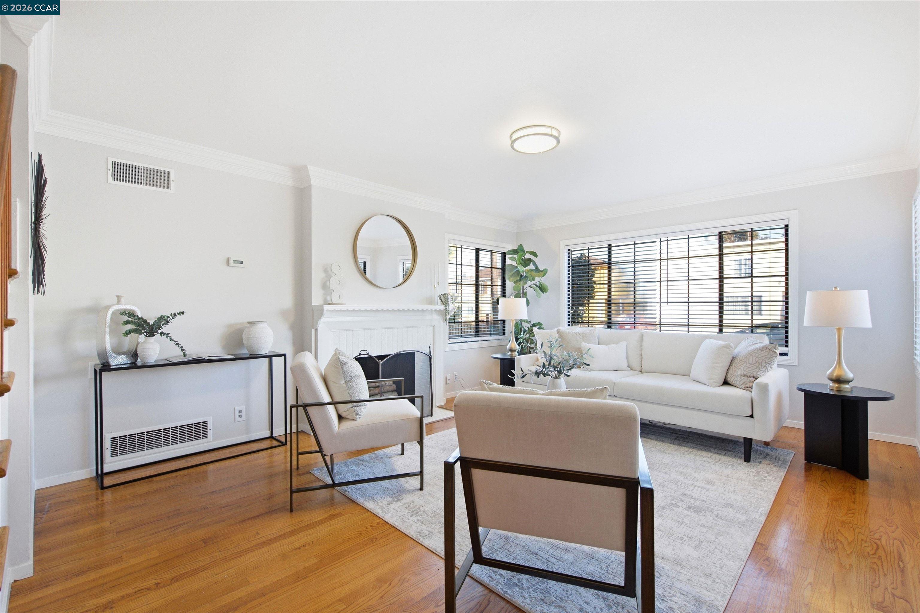 Detail Gallery Image 6 of 52 For 20 San Felipe Ave, South San Francisco,  CA 94080 - 5 Beds | 2 Baths