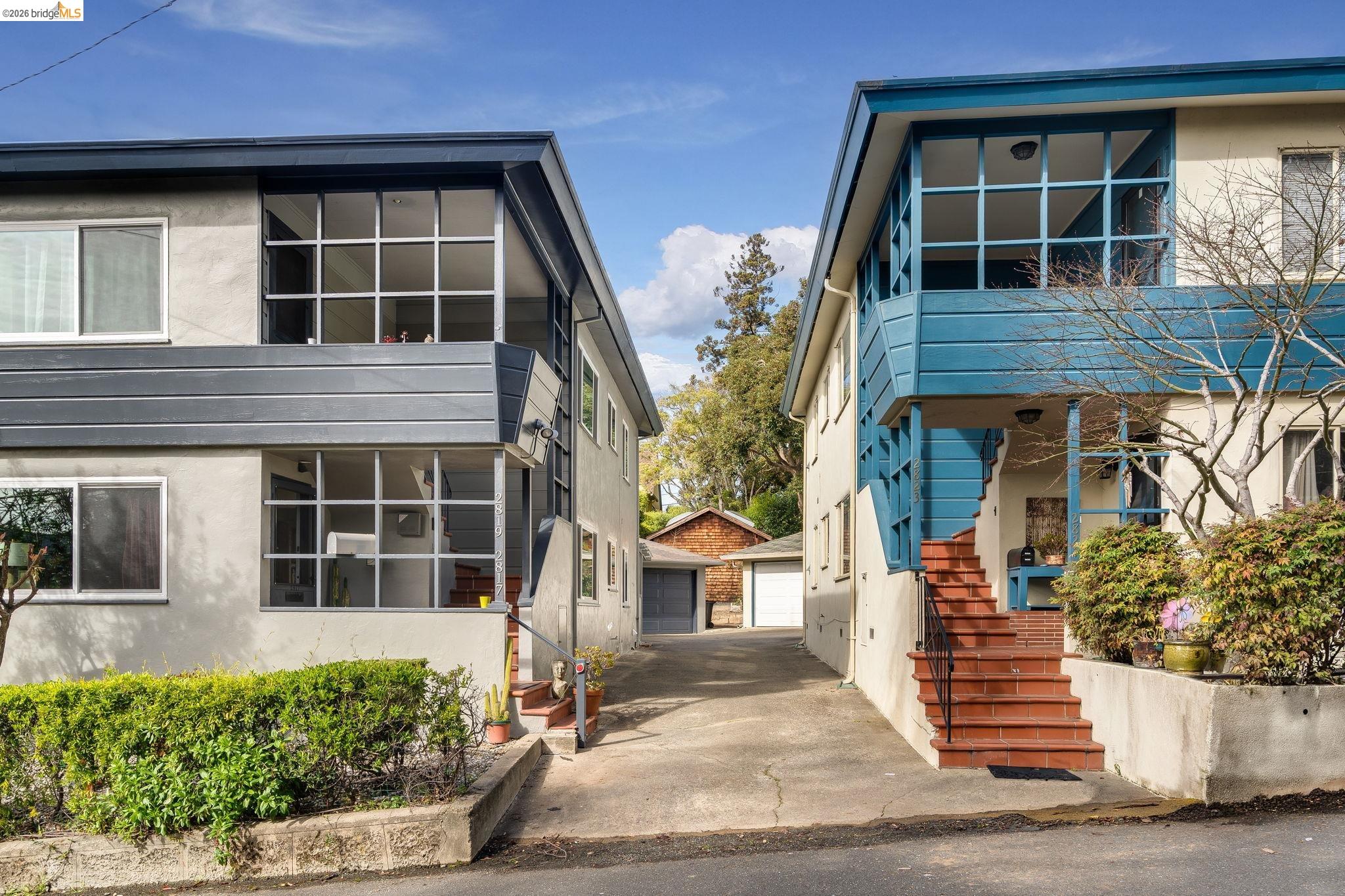 Detail Gallery Image 2 of 22 For 2817 Palm Ct, Berkeley,  CA 94705 - – Beds | – Baths